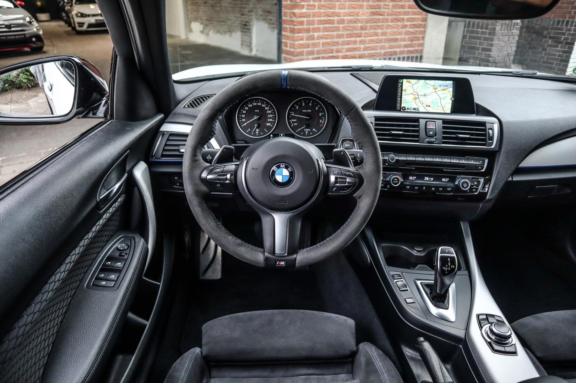 BMW 1-Serie 120i Edition M Sport Shadow High Executive (2017), foto 16