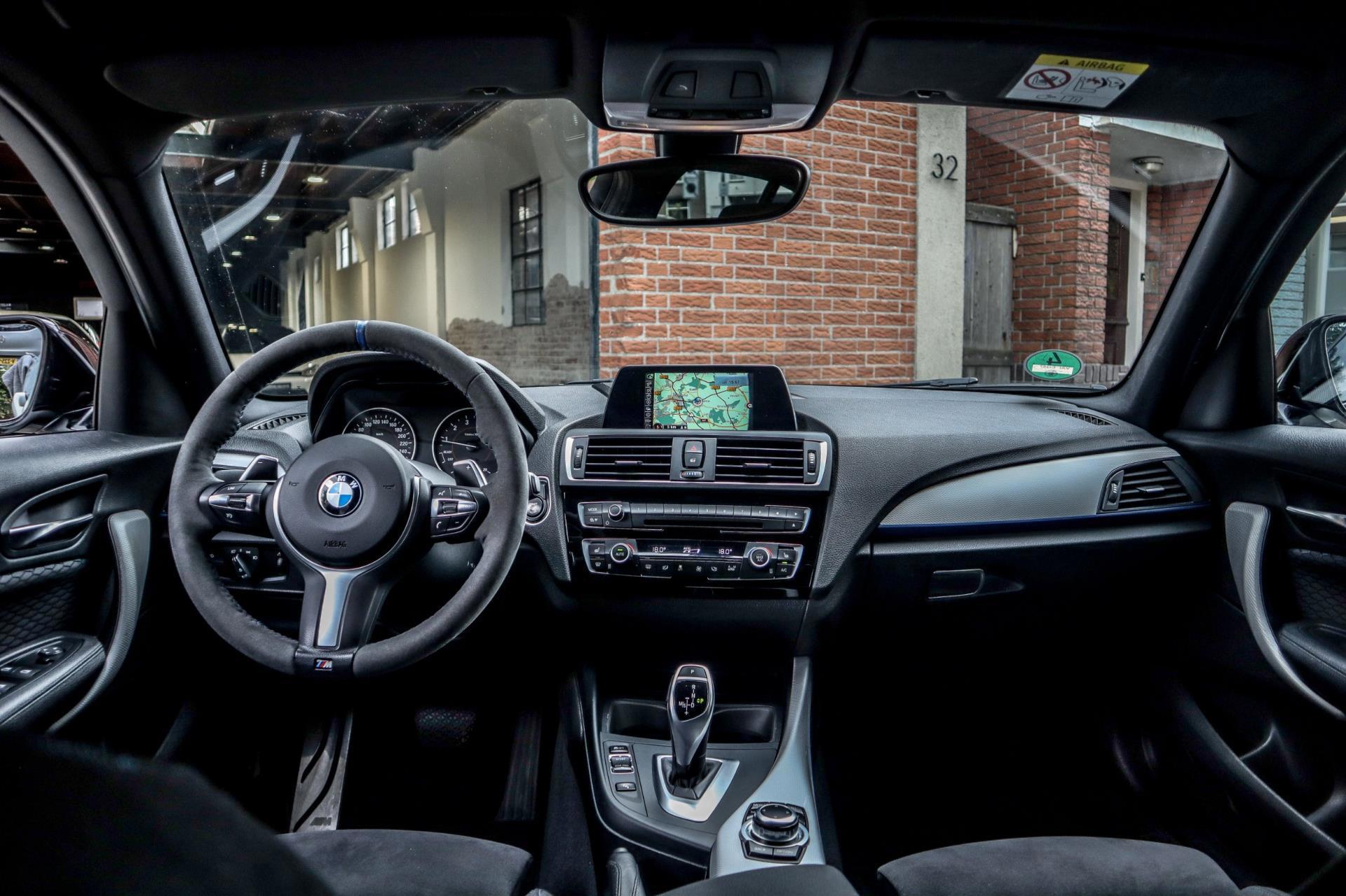 BMW 1-Serie 120i Edition M Sport Shadow High Executive (2017), foto 6
