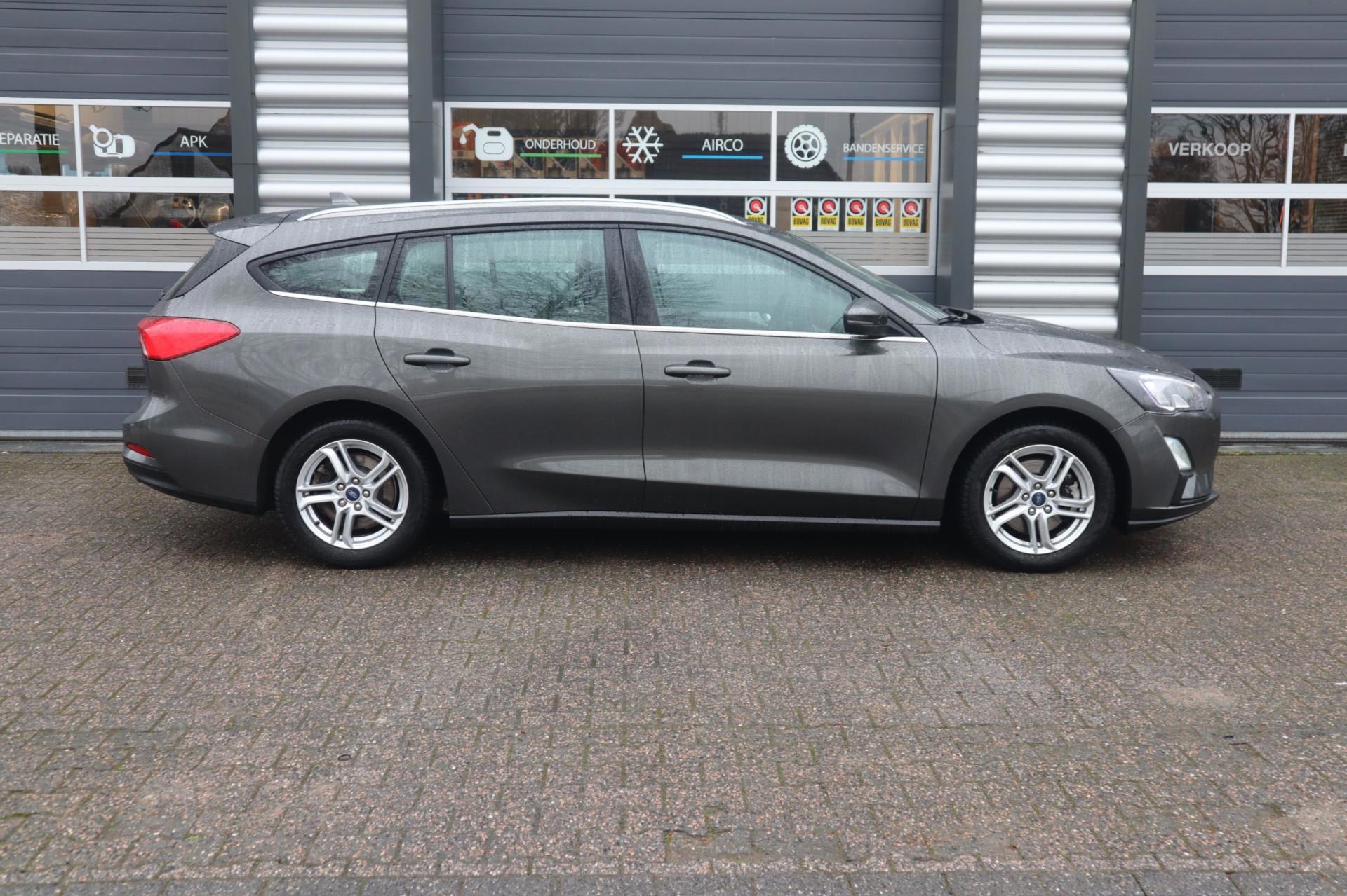 Ford Focus Wagon 1.0 EcoBoost Trend Edition Business (2020), foto 4