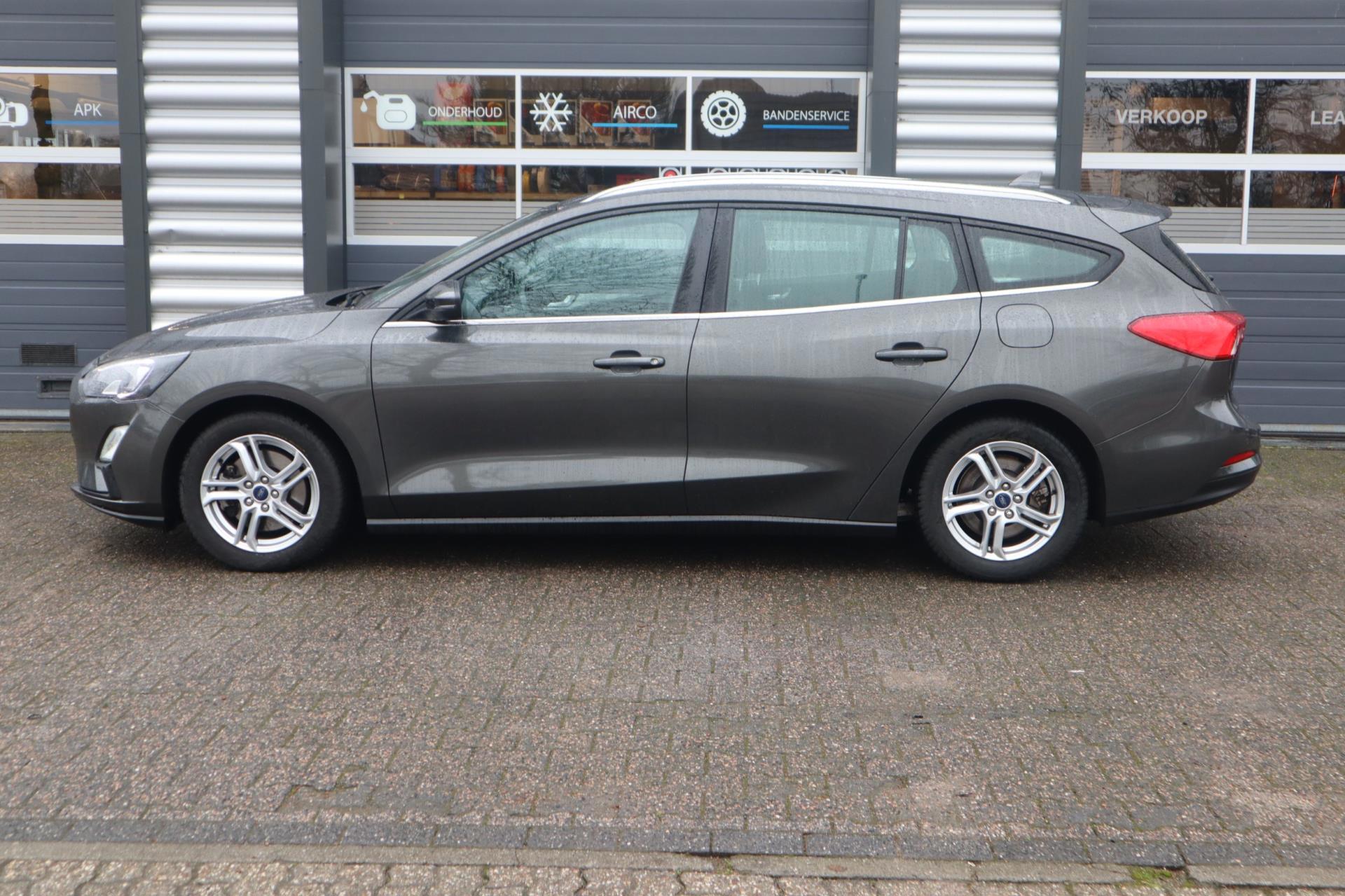 Ford Focus Wagon 1.0 EcoBoost Trend Edition Business (2020), foto 8