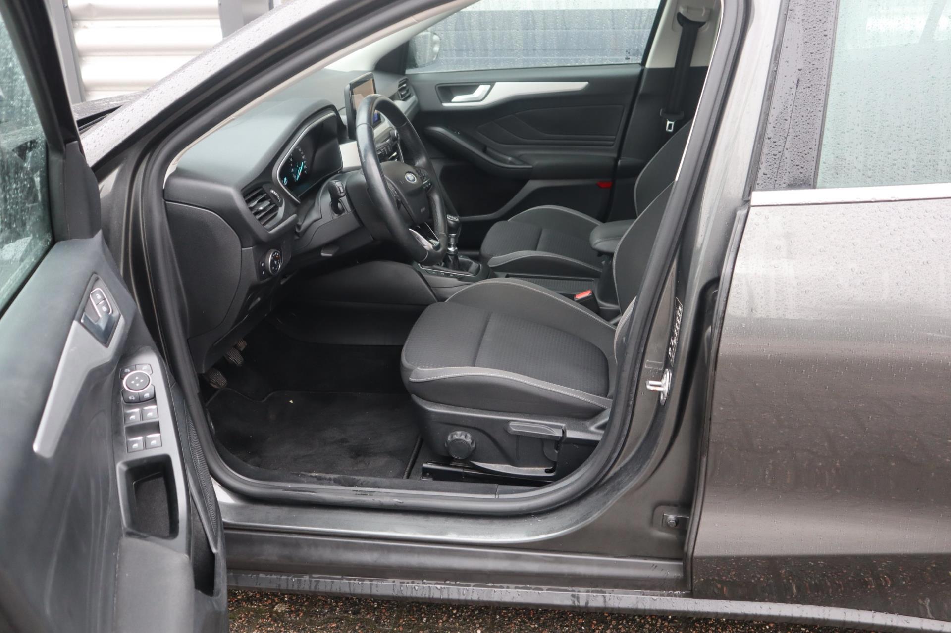 Ford Focus Wagon 1.0 EcoBoost Trend Edition Business (2020), foto 10