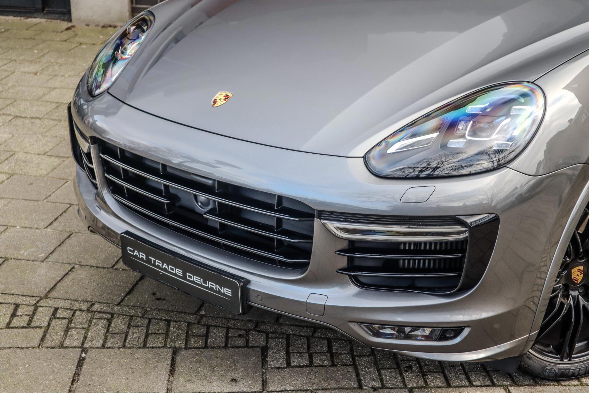 Porsche Cayenne 3.6 GTS 440PK (2016), foto 2
