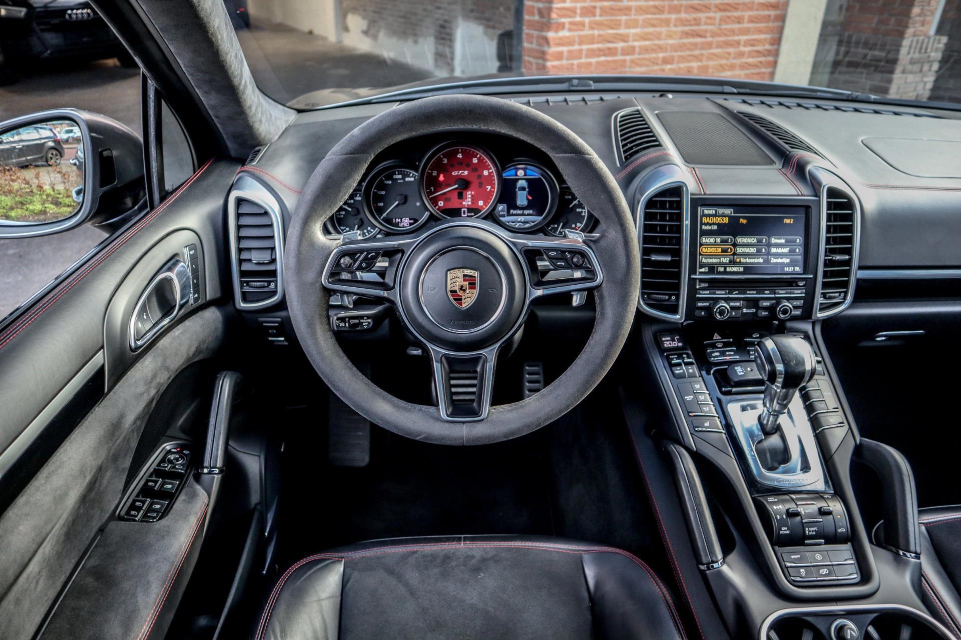 Porsche Cayenne 3.6 GTS 440PK (2016), foto 13