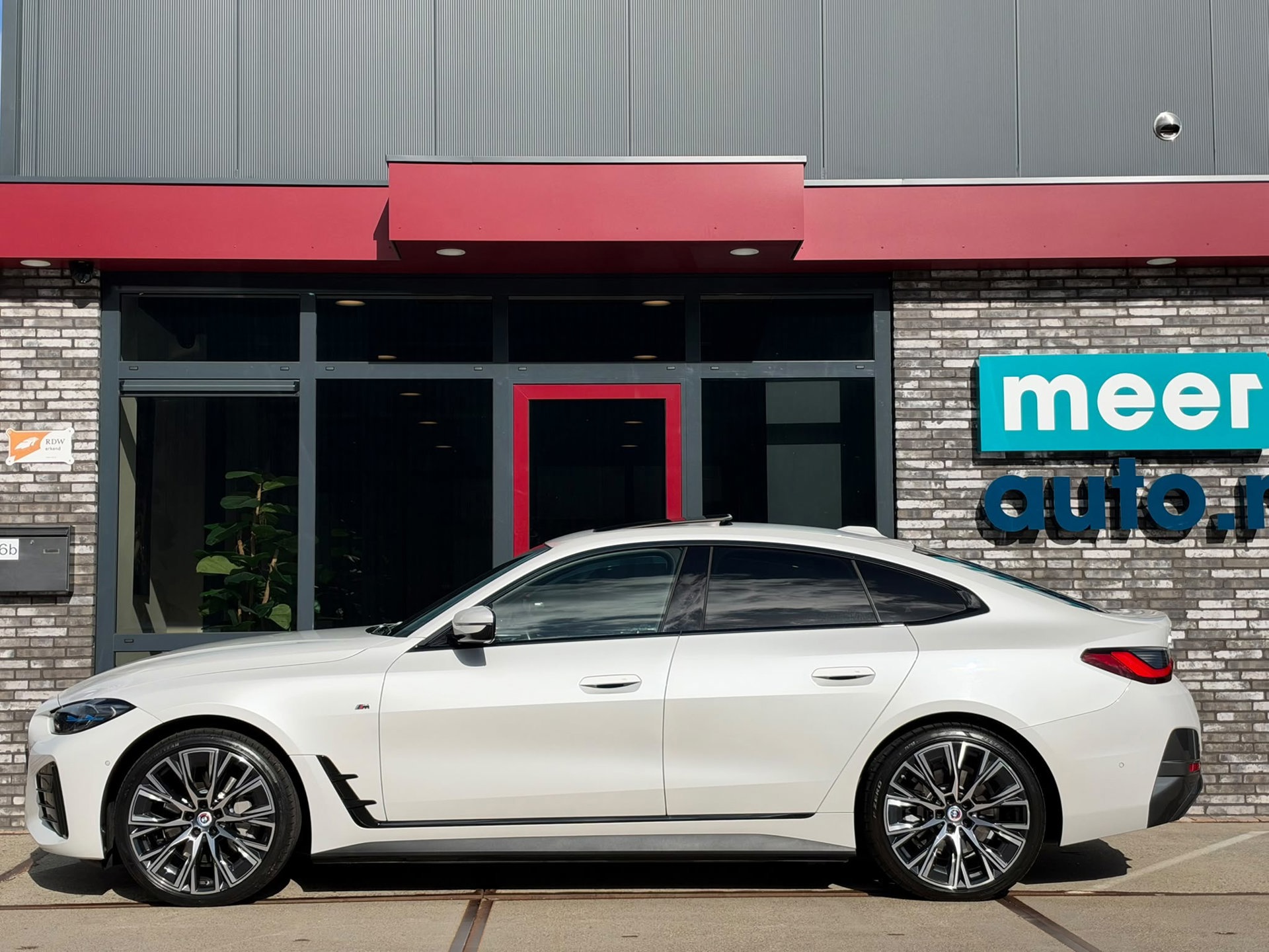 BMW I4 40 High Exec. M-SPORT SOH 96.4% (2022), foto 15