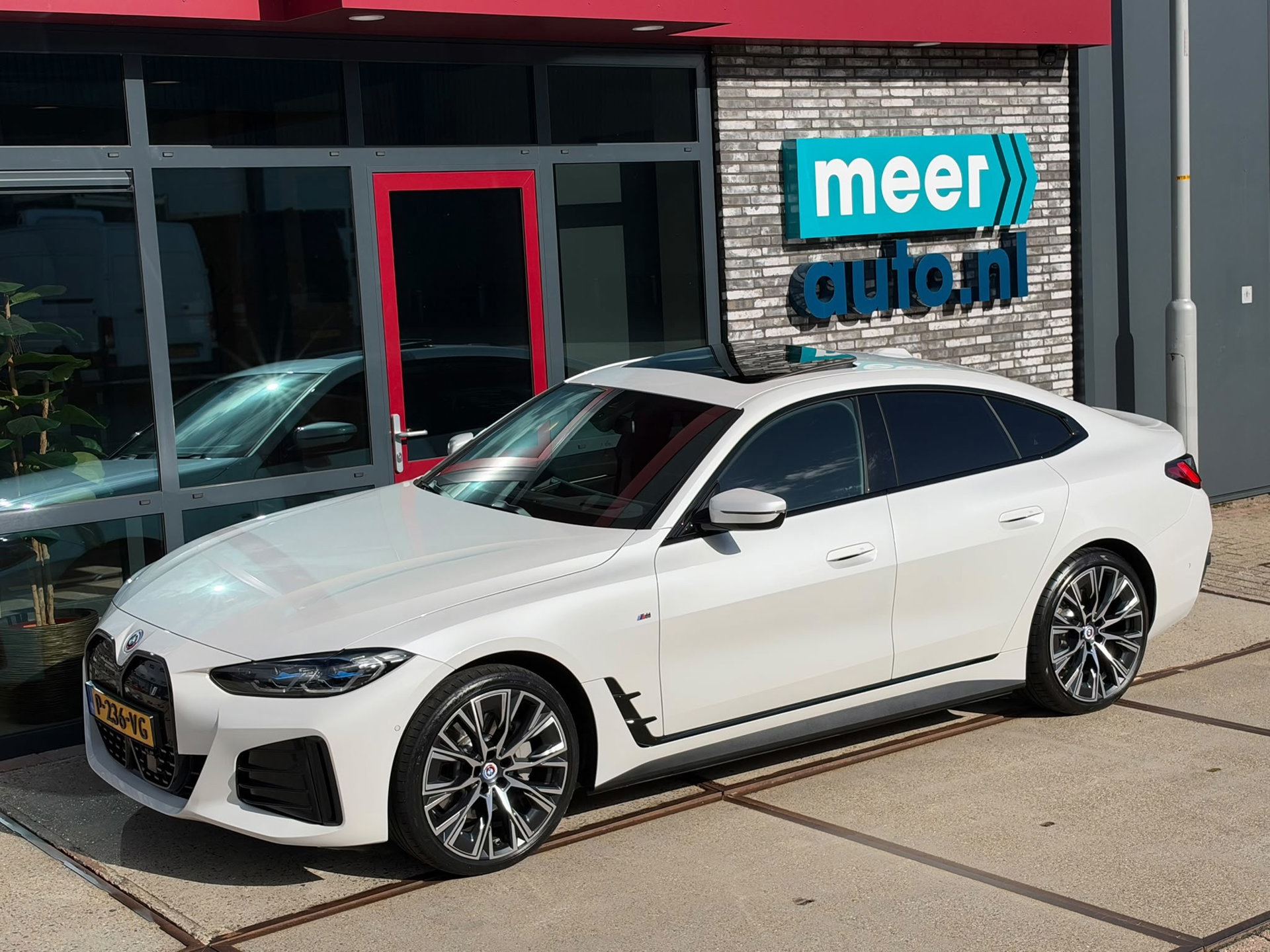 BMW I4 40 High Exec. M-SPORT SOH 96.4% (2022), foto 36