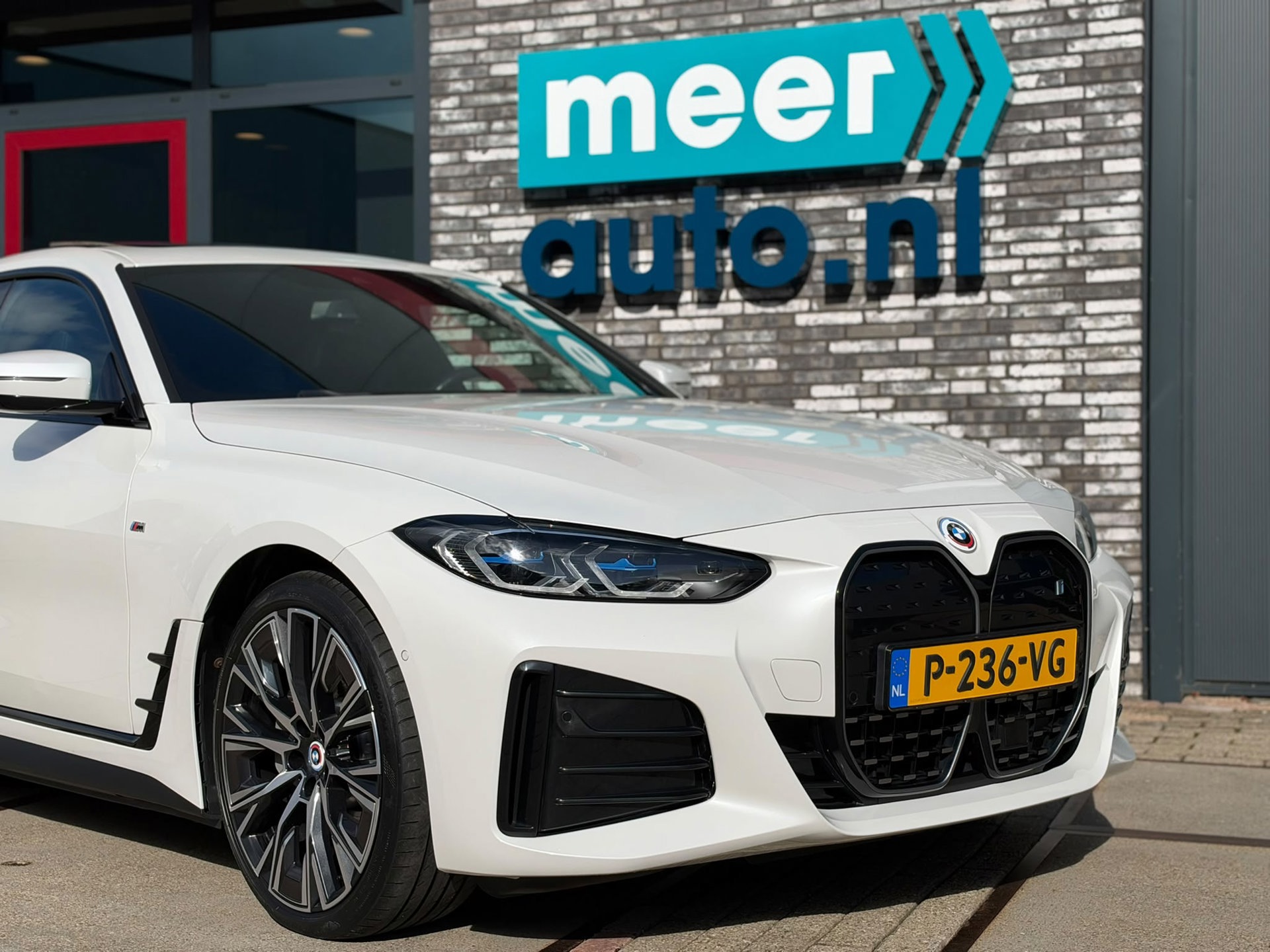 BMW I4 40 High Exec. M-SPORT SOH 96.4% (2022), foto 37