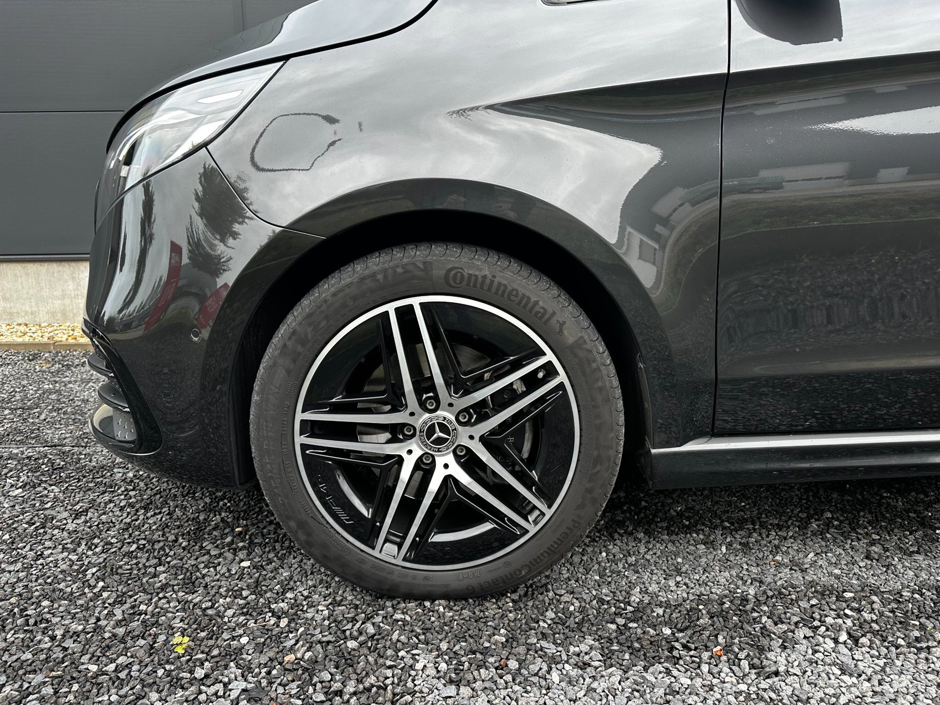 Mercedes-Benz V-klasse 250d L3 Avantgarde AMG line (2024), foto 14