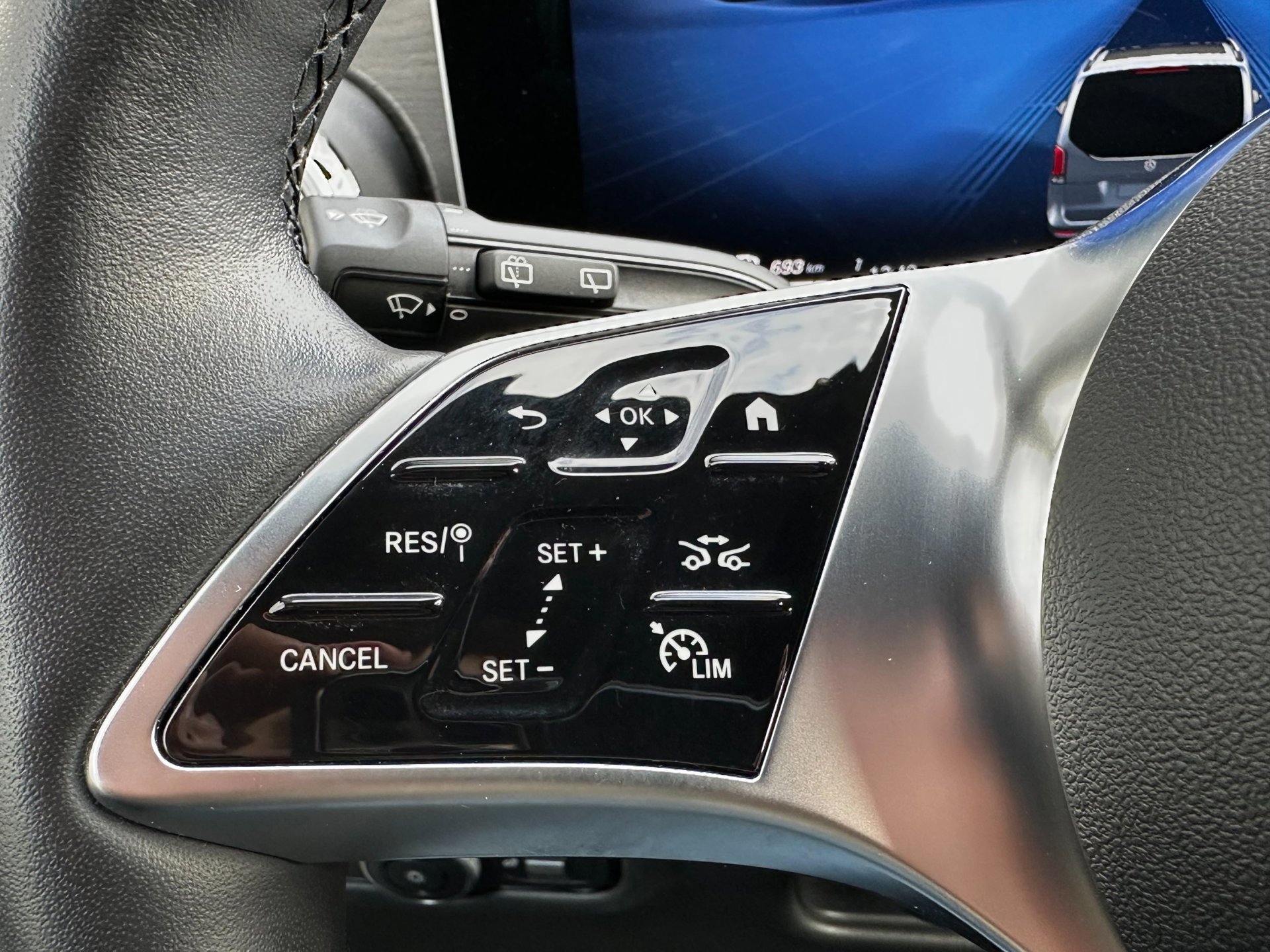 Mercedes-Benz V-klasse 250d L3 Avantgarde AMG line (2024), foto 21