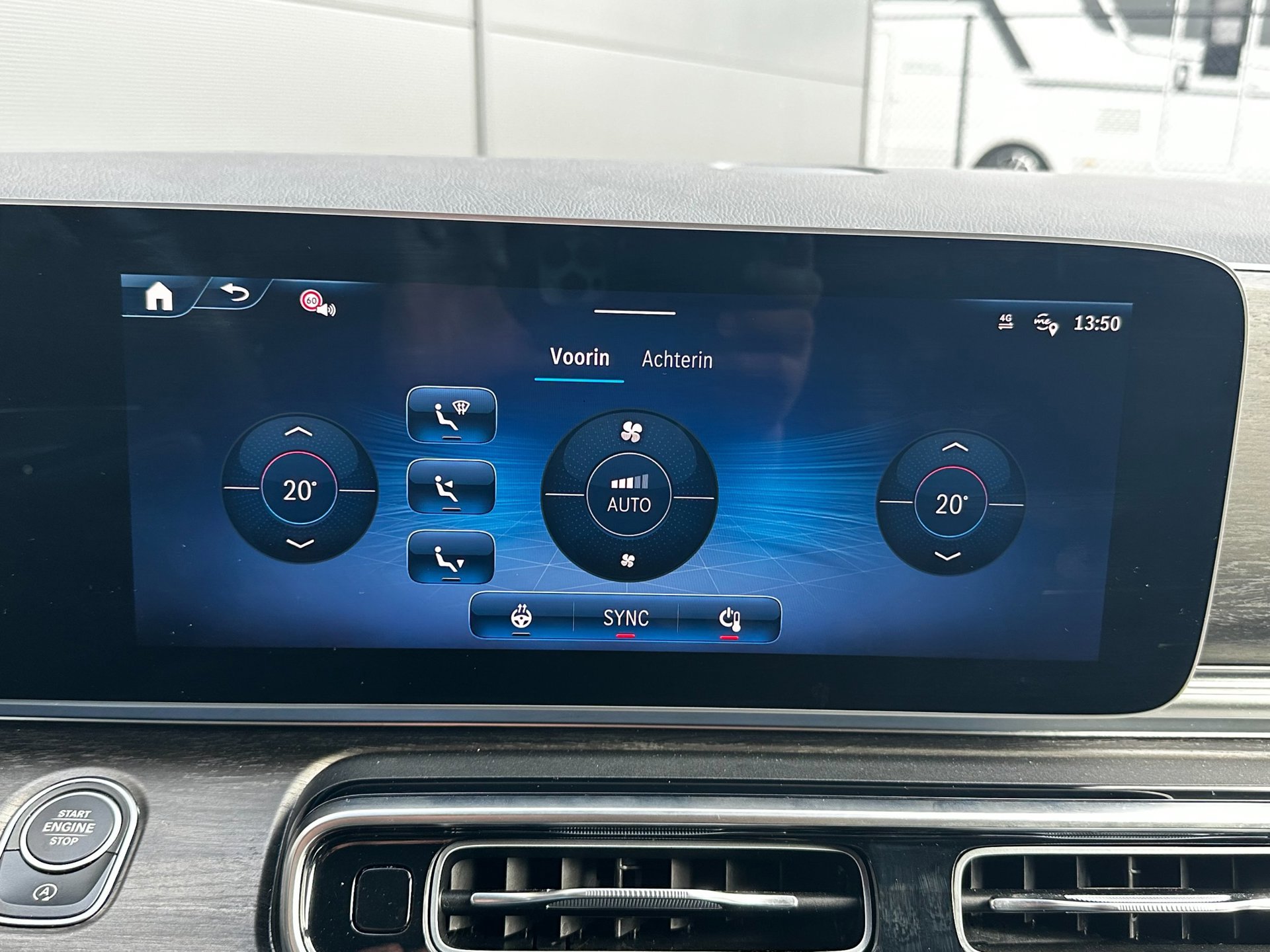 Mercedes-Benz V-klasse 250d L3 Avantgarde AMG line (2024), foto 26