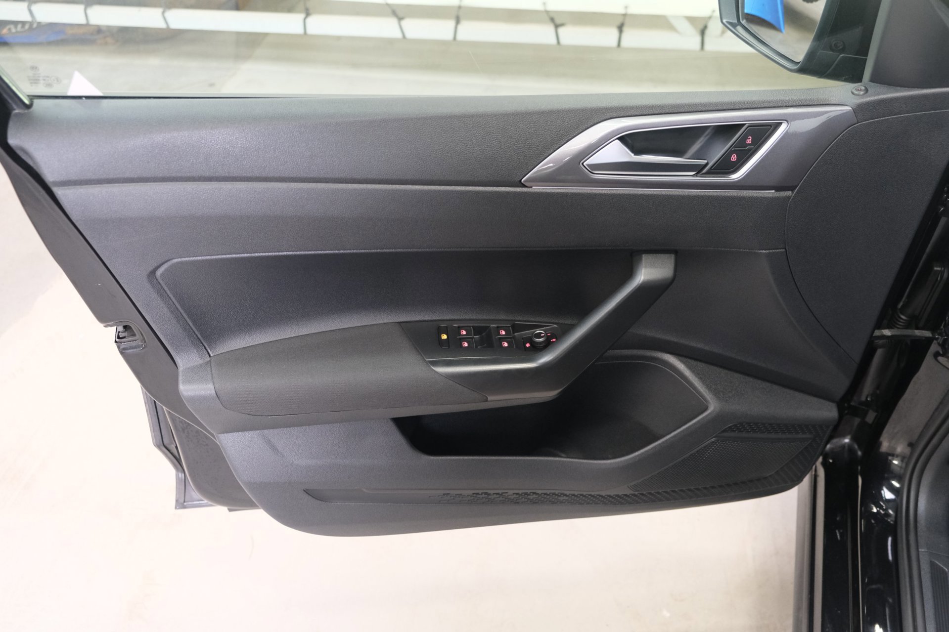 Volkswagen Polo 1.0 TSI Highline R-Line (2020), foto 11