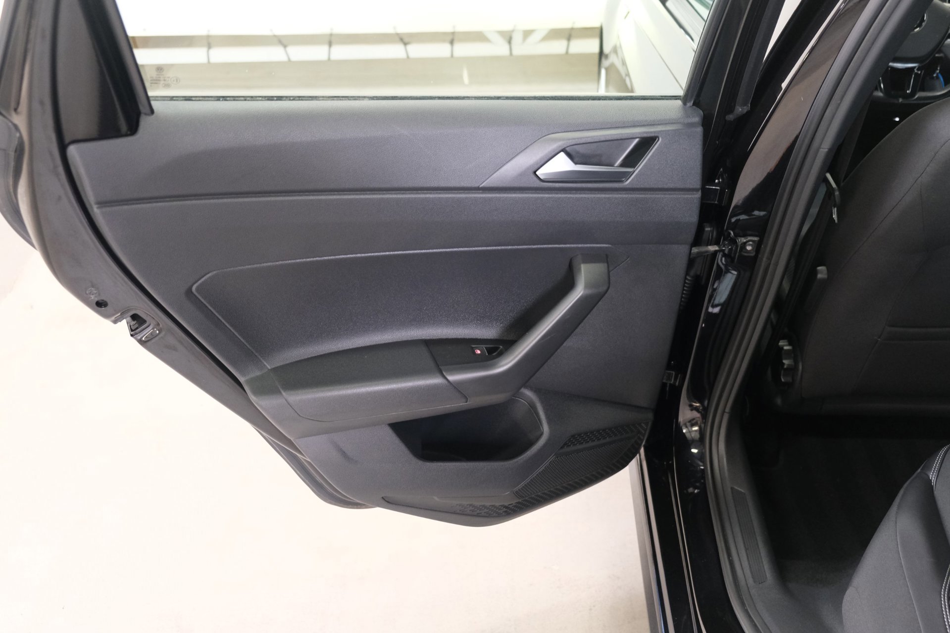 Volkswagen Polo 1.0 TSI Highline R-Line (2020), foto 9