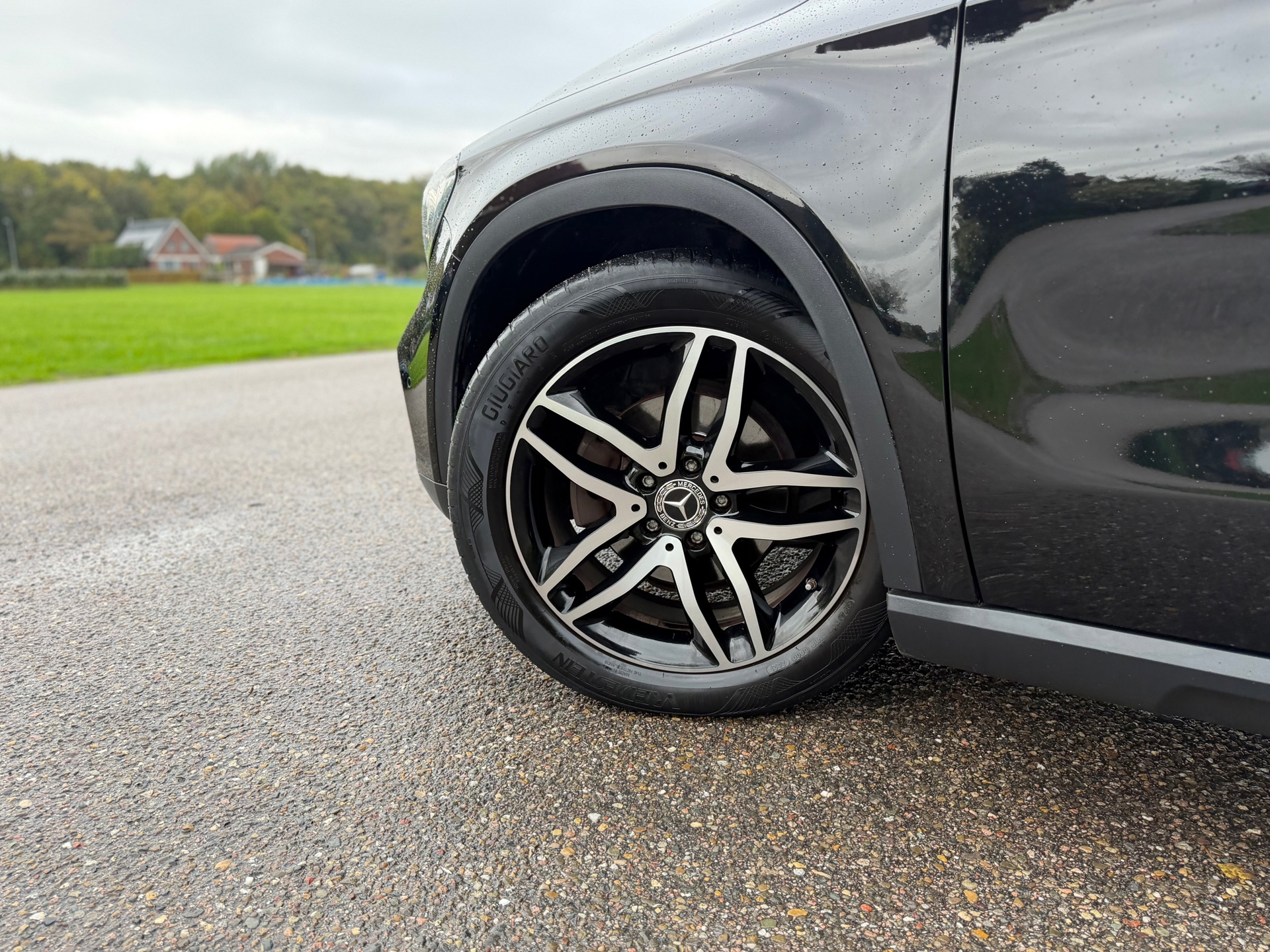 Mercedes-Benz GLA-klasse 180 Premium (2017), foto 28
