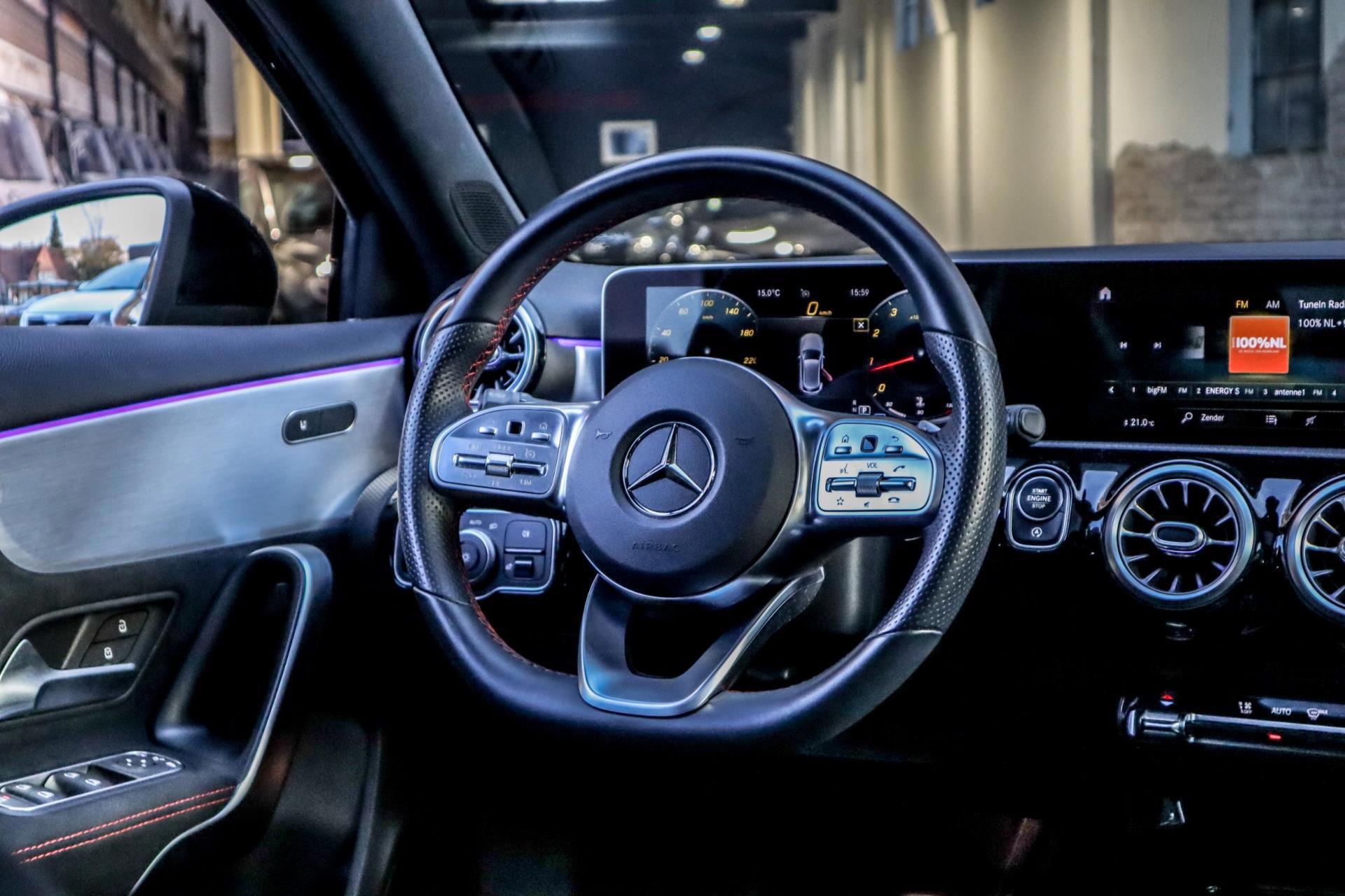 Mercedes-Benz A-klasse 220 AMG Night (2019), foto 14