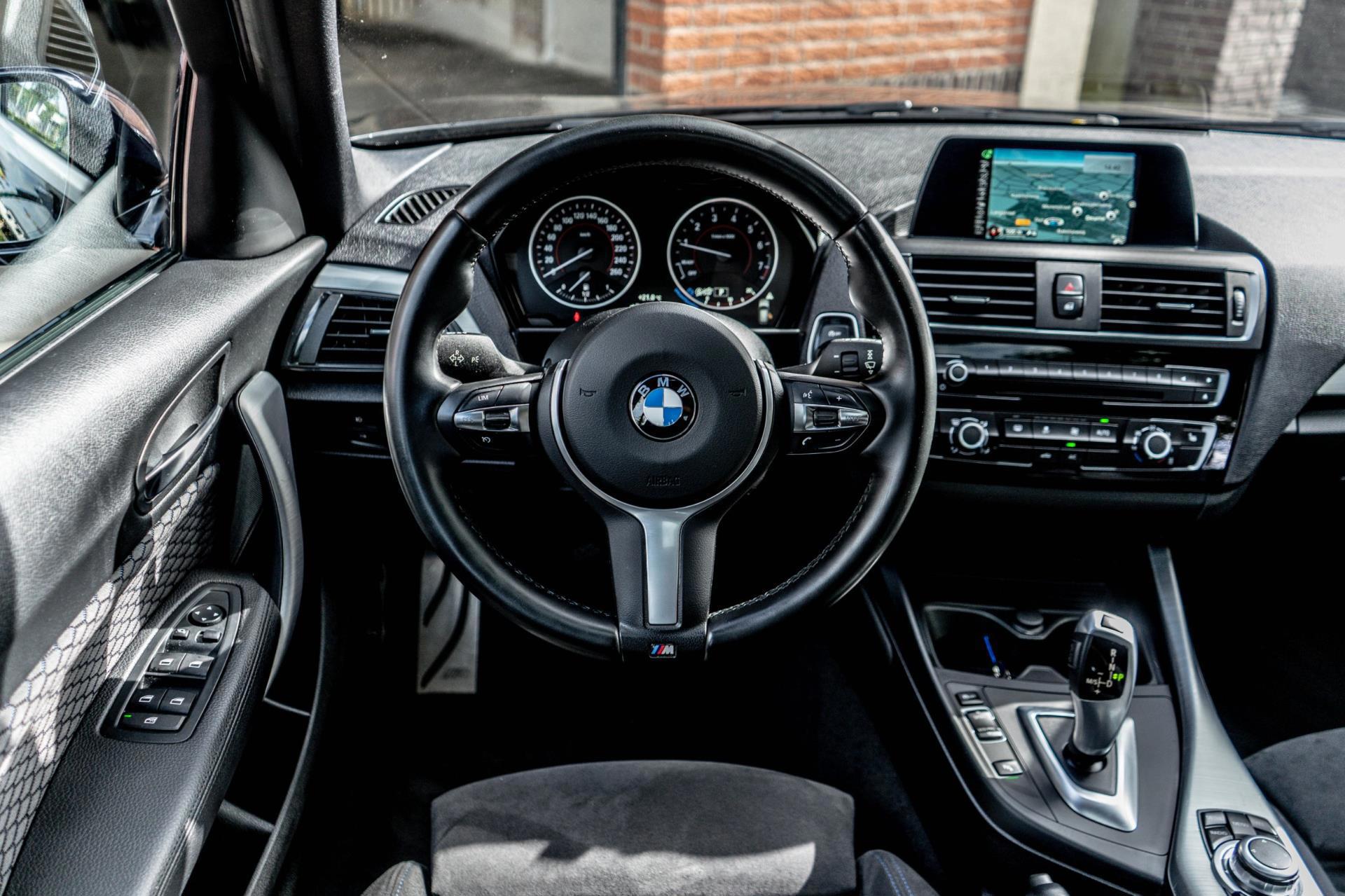 BMW 1-Serie 118i M Sport (2016), foto 15