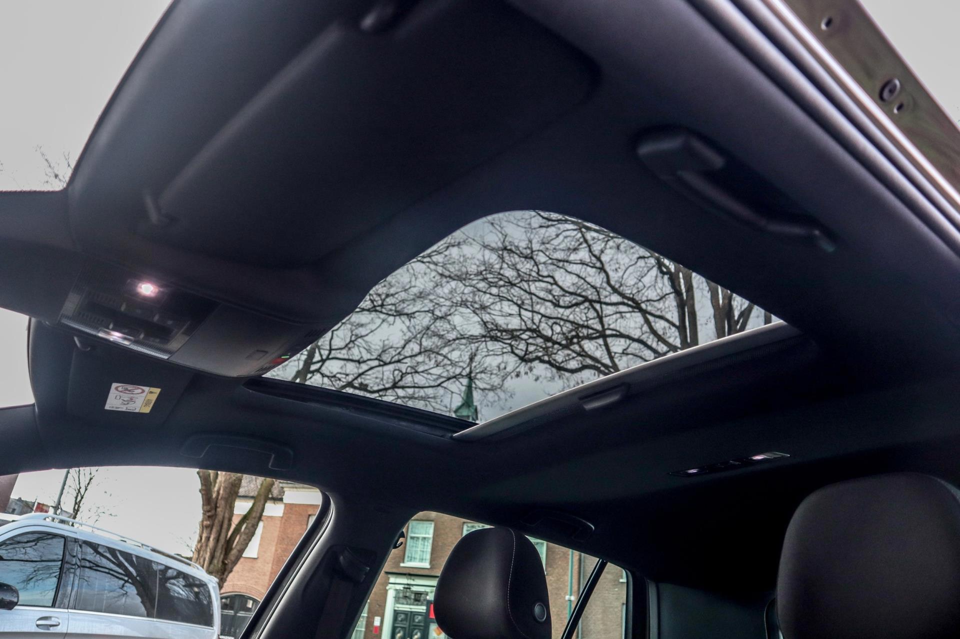 Volkswagen Golf 2.0 TSI 301PK 4Motion R (2019), foto 11