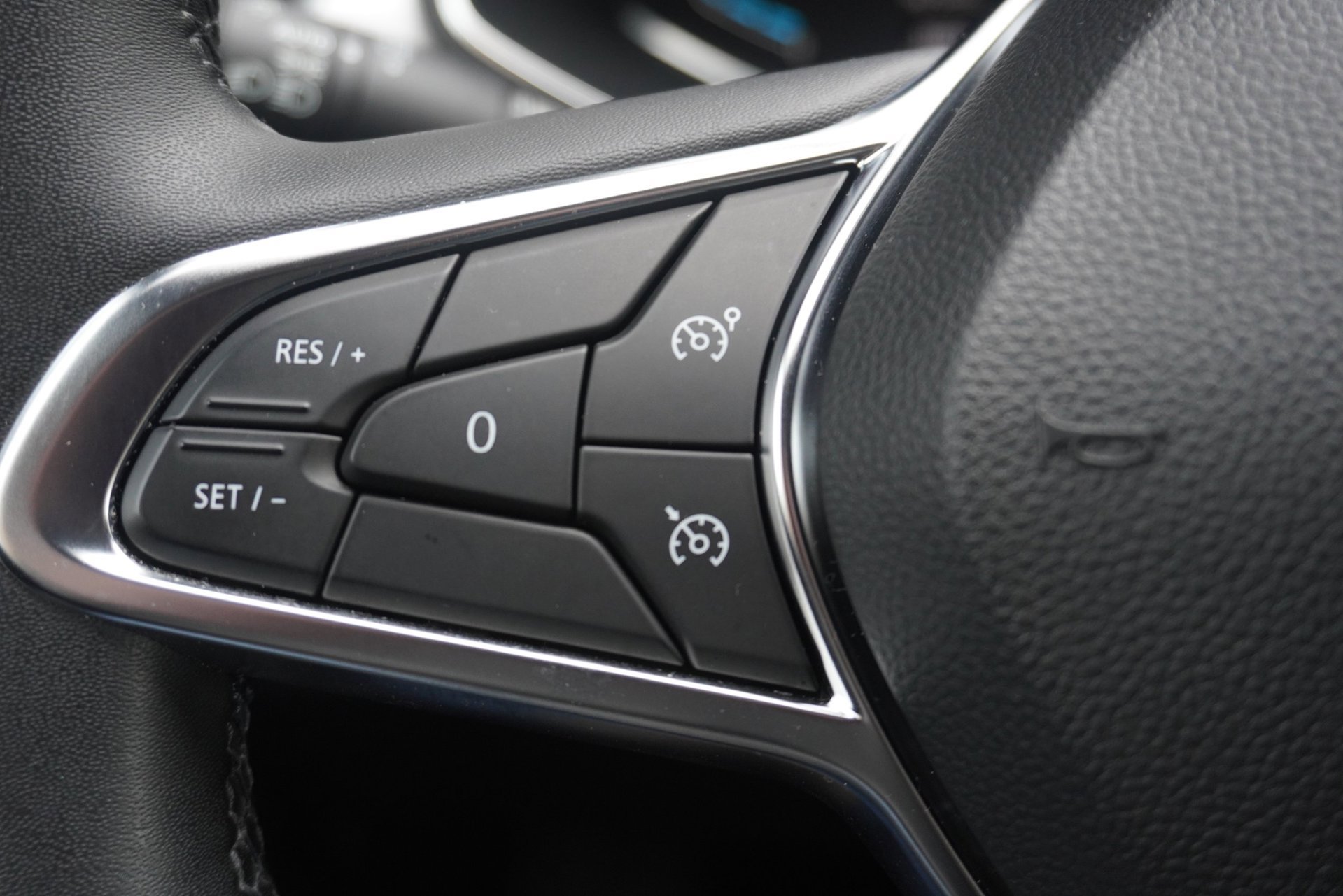Renault Captur 1.6 E-Tech Hybrid 145 Zen Aut (2022), foto 15