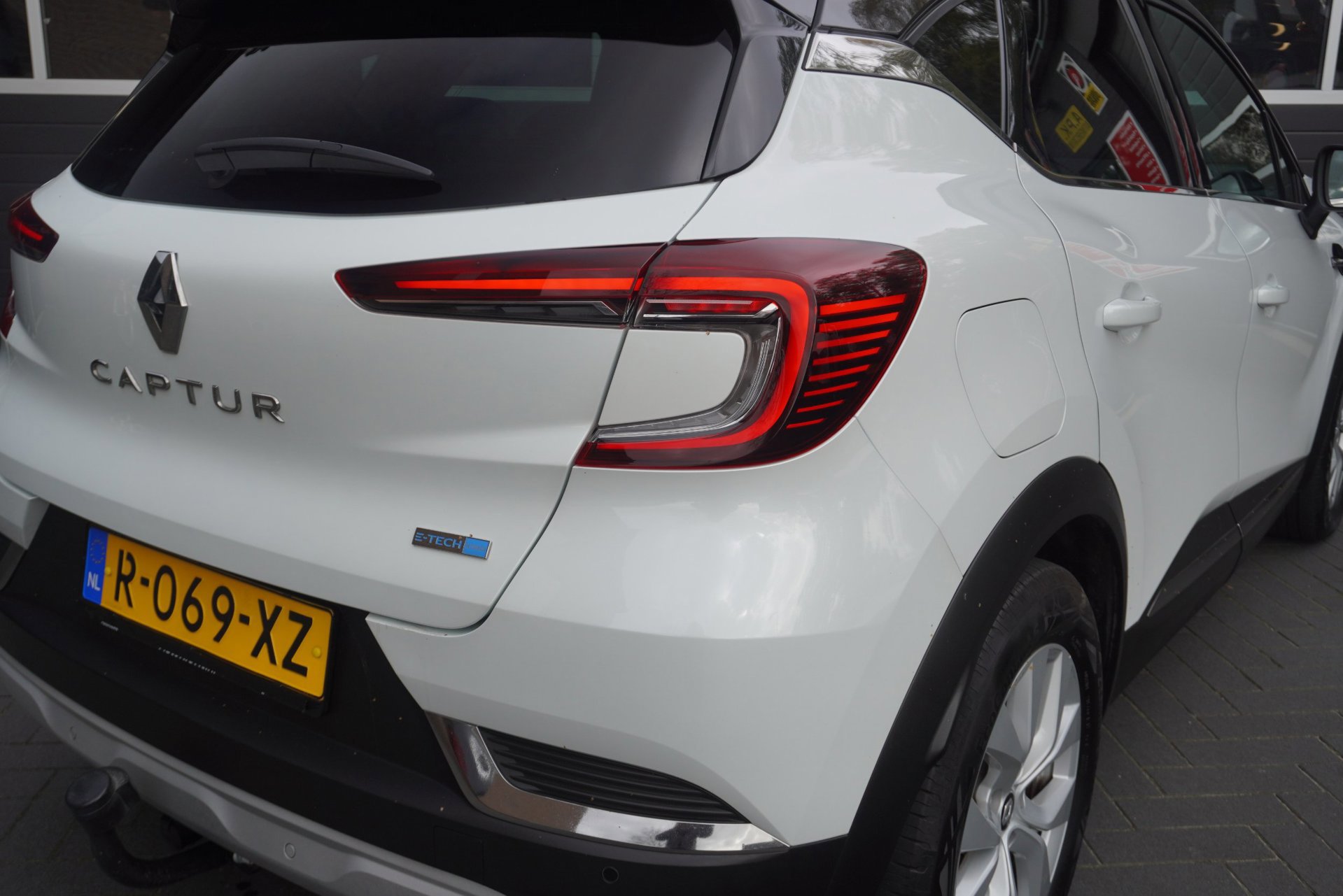 Renault Captur 1.6 E-Tech Hybrid 145 Zen Aut (2022), foto 5