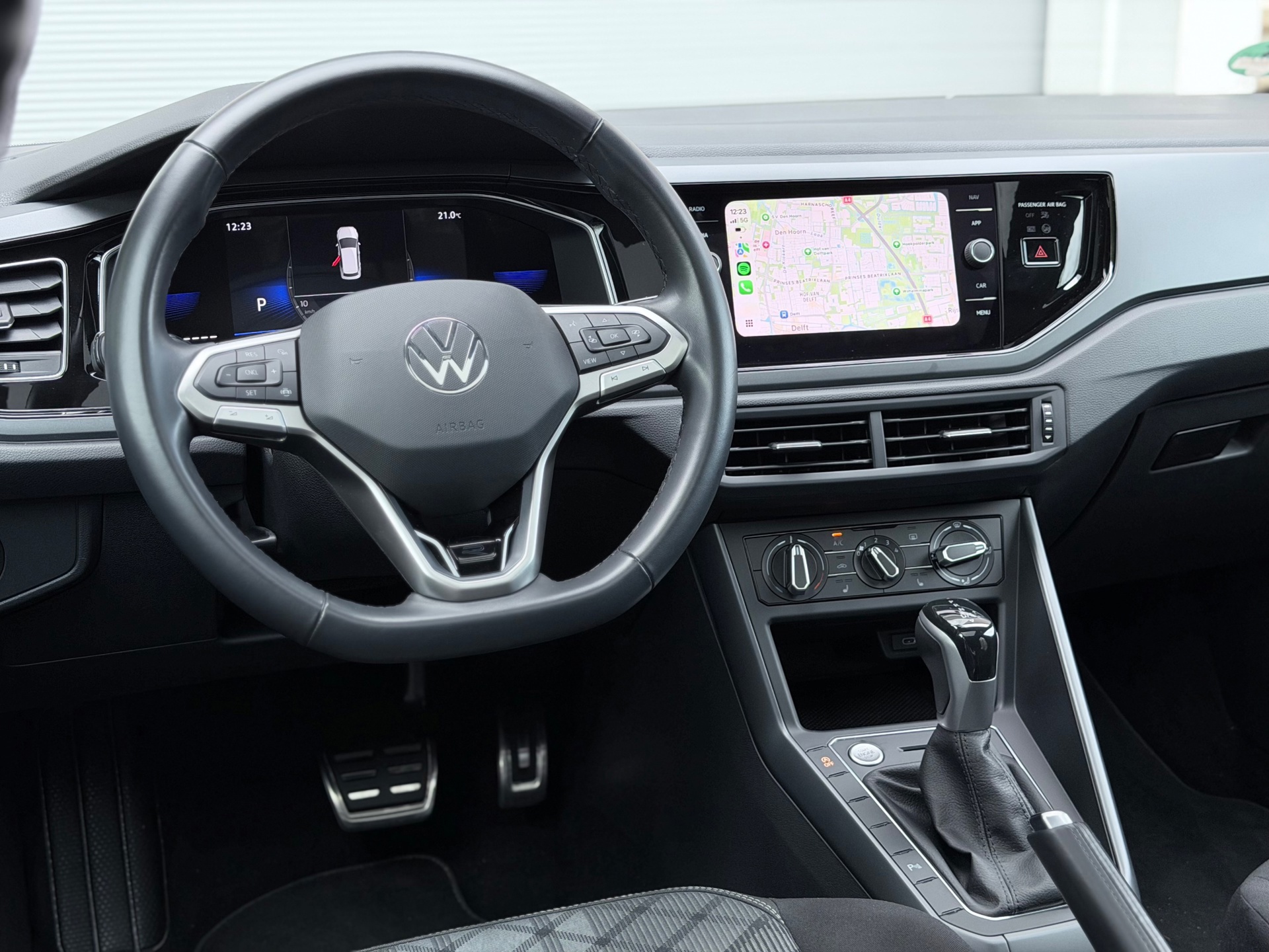Volkswagen Taigo 1.5 TSI R-Line (2024), foto 11