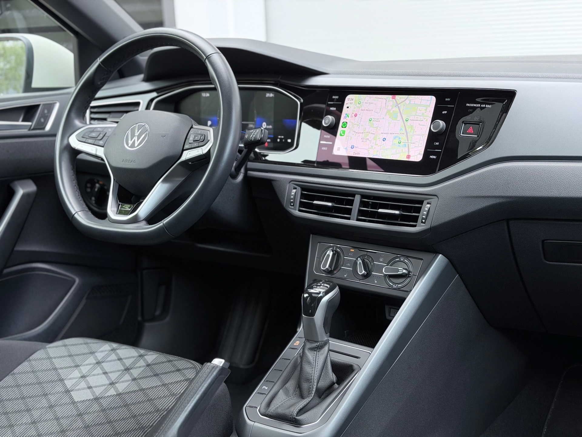 Volkswagen Taigo 1.5 TSI R-Line (2024), foto 15
