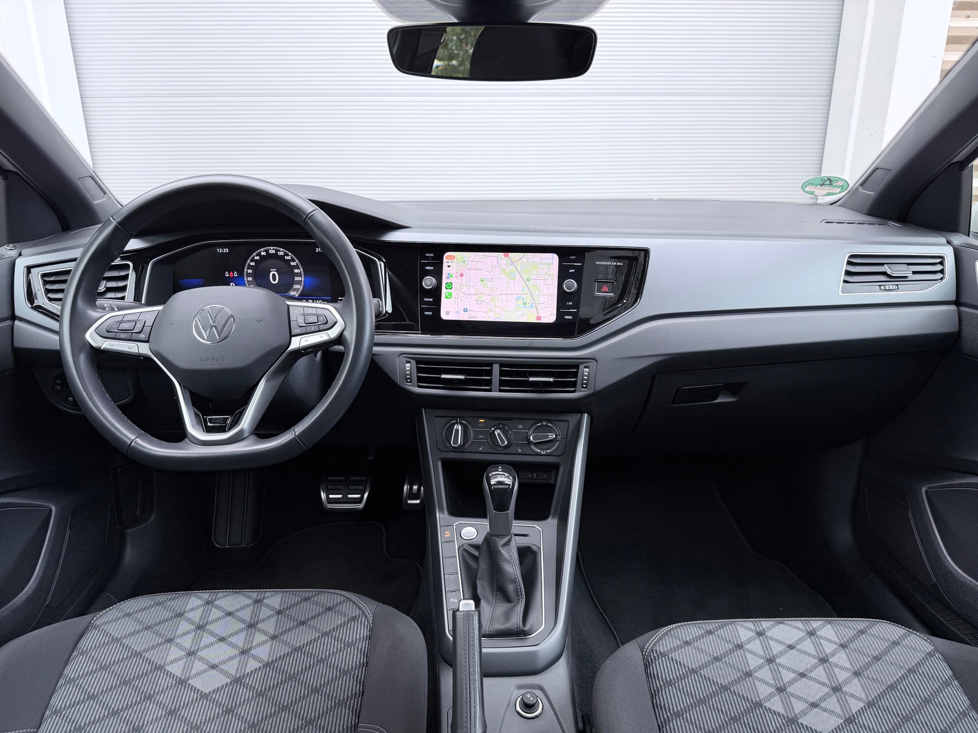 Volkswagen Taigo 1.5 TSI R-Line (2024), foto 9
