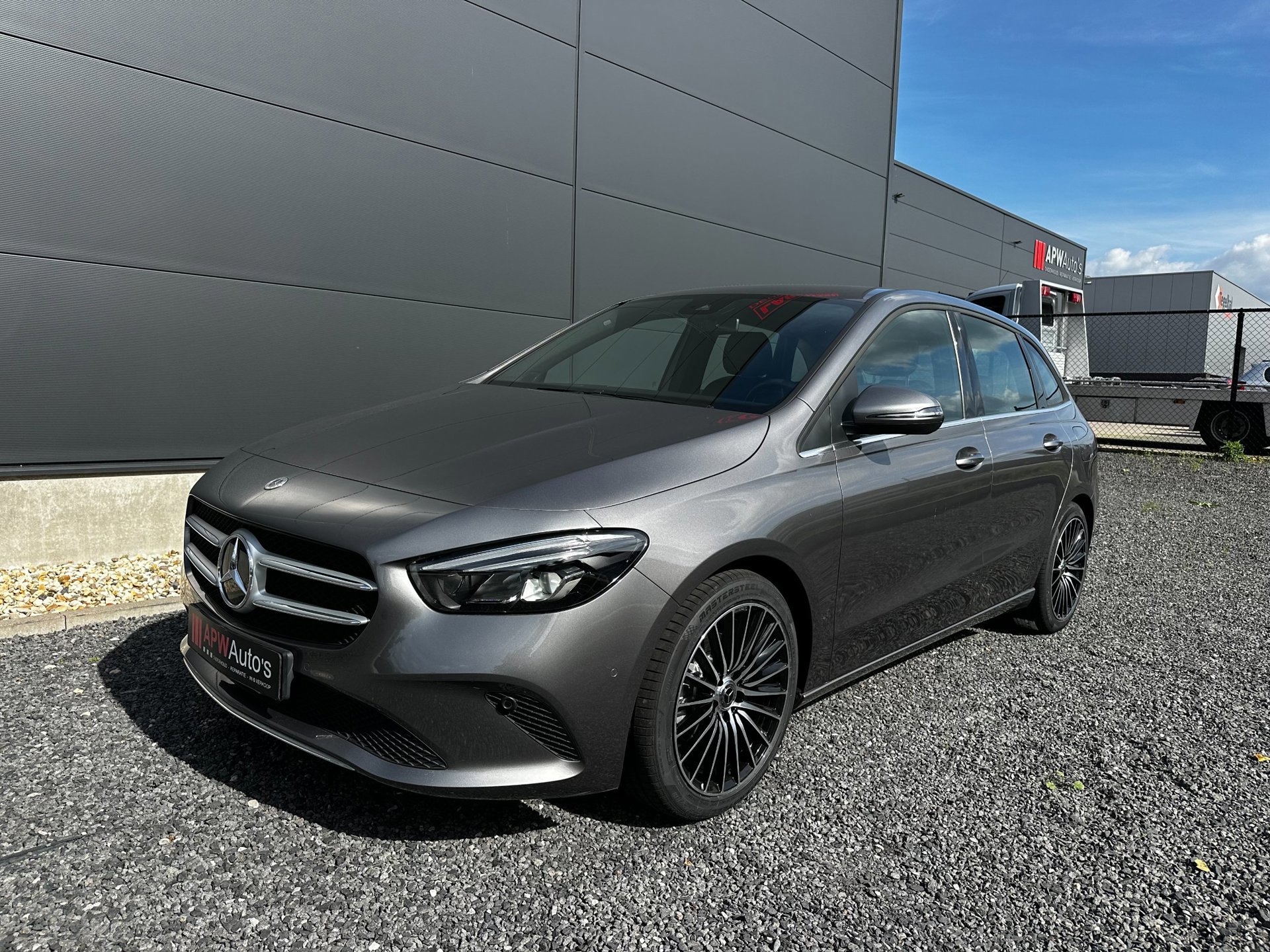 Mercedes-Benz B-klasse 180 Business Line Actie (2022), foto 2