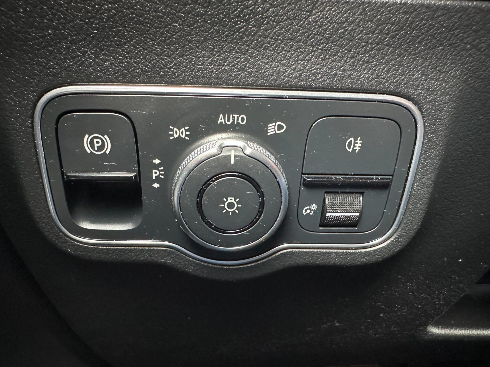 Mercedes-Benz B-klasse 180 Business Line Actie (2022), foto 23