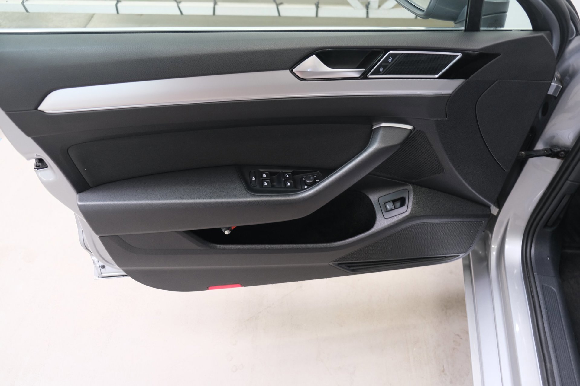 Volkswagen Passat Variant 1.5 TSI Comfortline Business (2019), foto 11