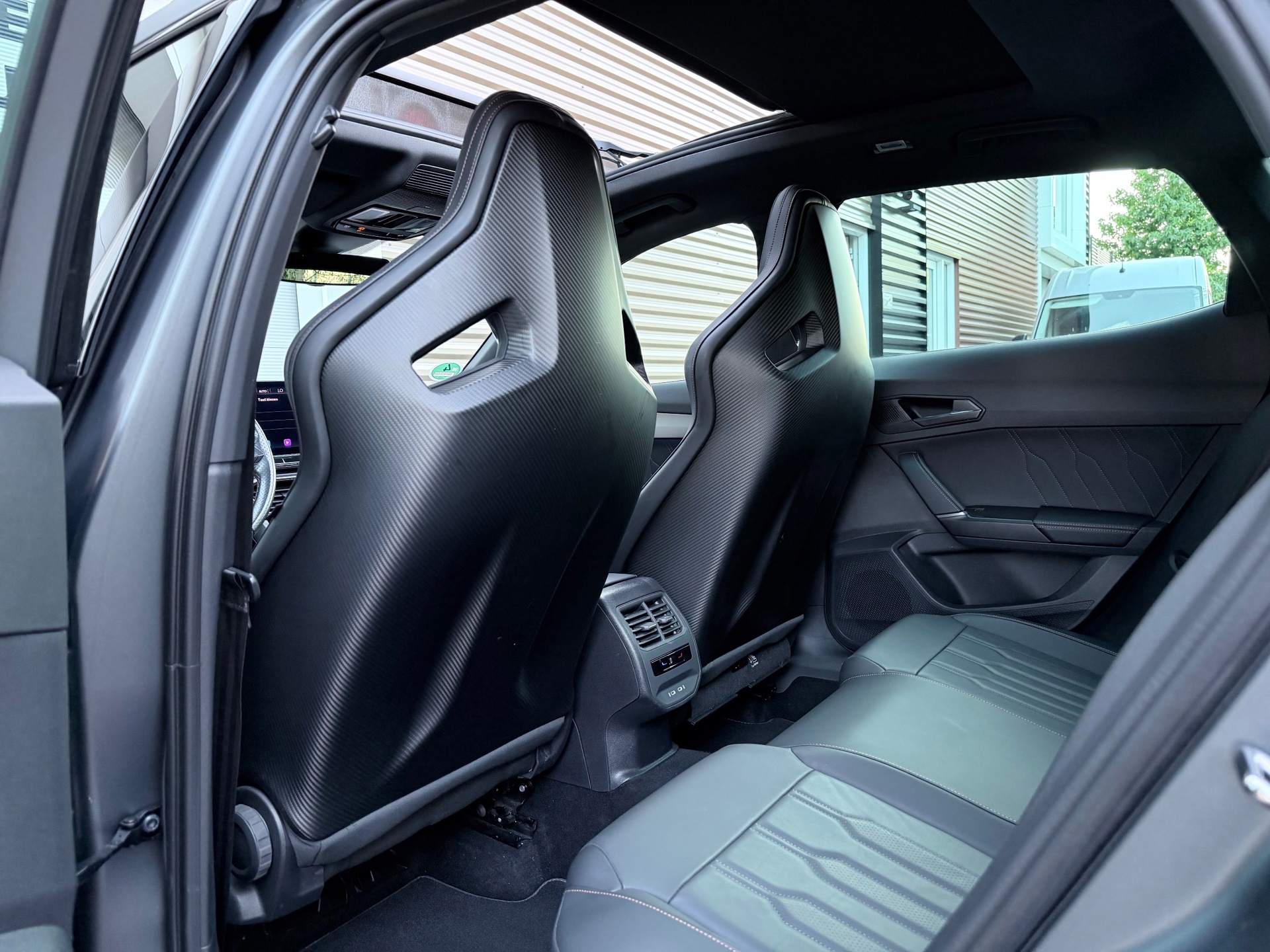 CUPRA Formentor 2.0 TSI 4DRIVE (2022), foto 15