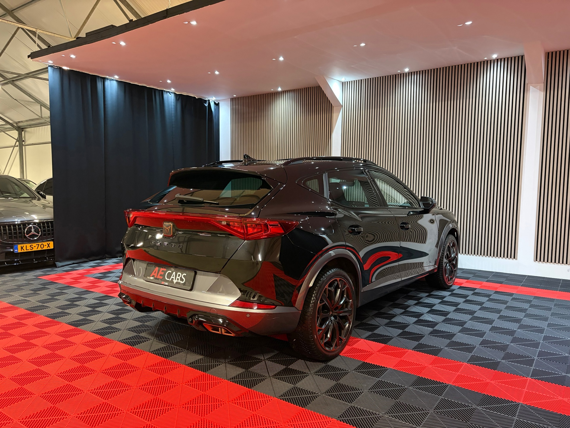 CUPRA Formentor 1.4 e-Hybrid VZ Copper Edition (2023), foto 16