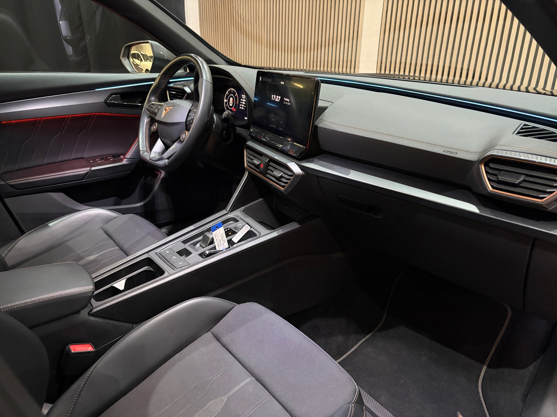CUPRA Formentor 1.4 e-Hybrid VZ Copper Edition (2023), foto 23