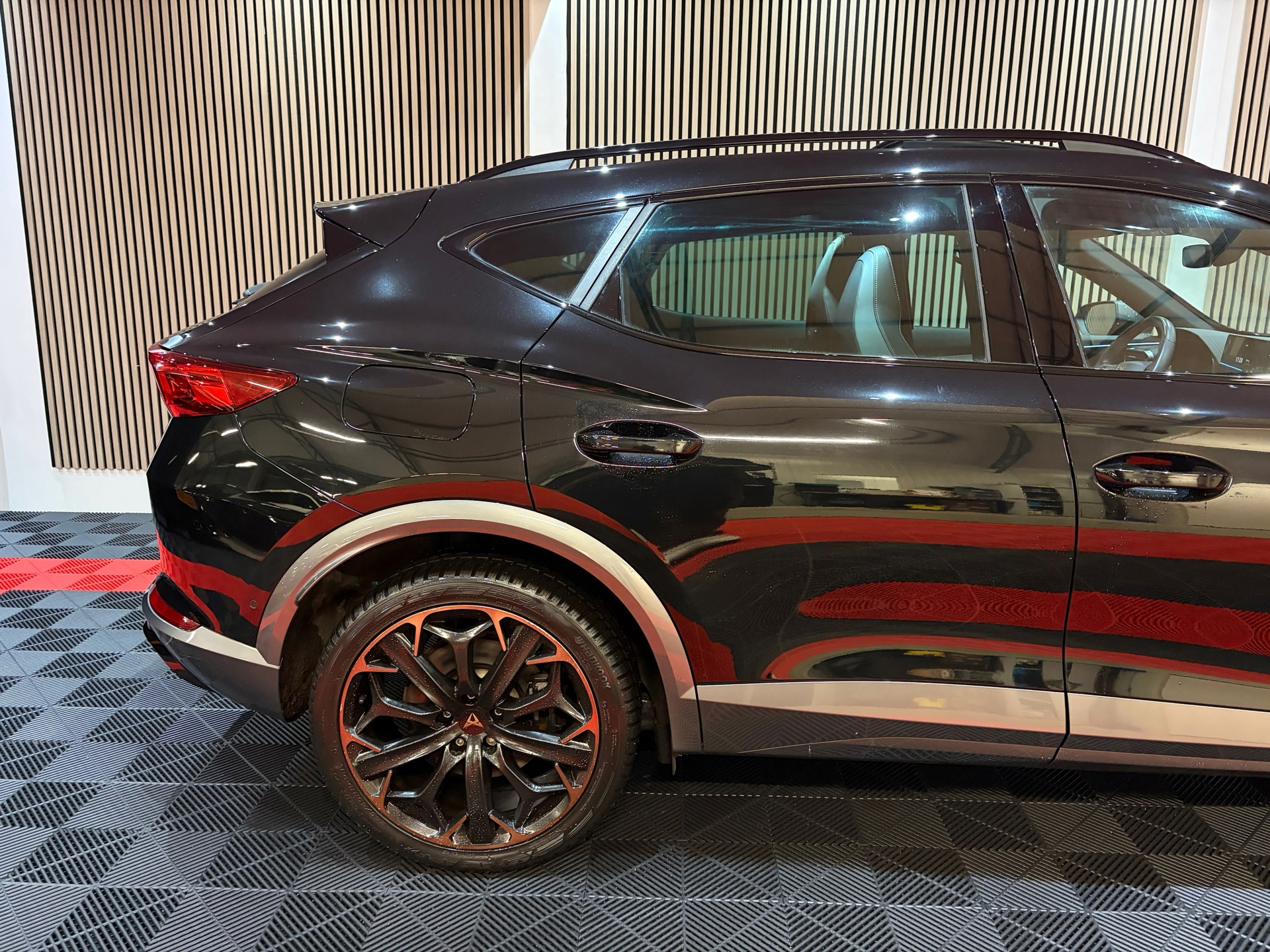 CUPRA Formentor 1.4 e-Hybrid VZ Copper Edition (2023), foto 5