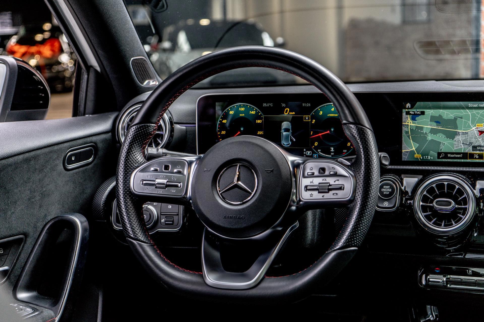 Mercedes-Benz A-klasse 250 AMG Night (2018), foto 16