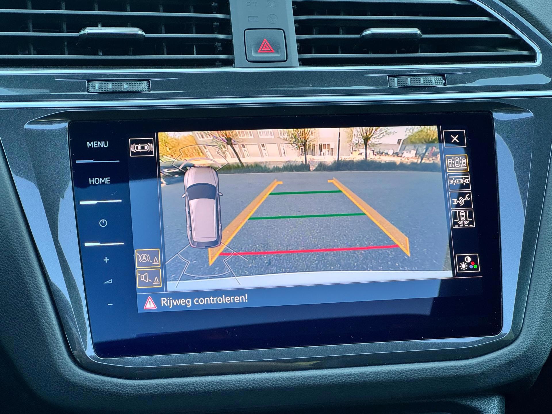 Volkswagen Tiguan 1.5 TSI ACT 3x R-Line Memory (2019), foto 24