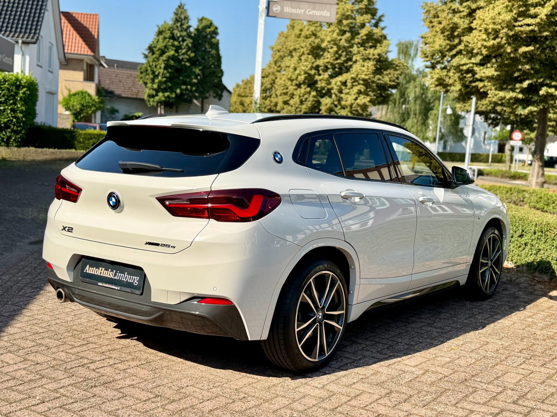 BMW X2 XDrive25e High Executive (2020), foto 6