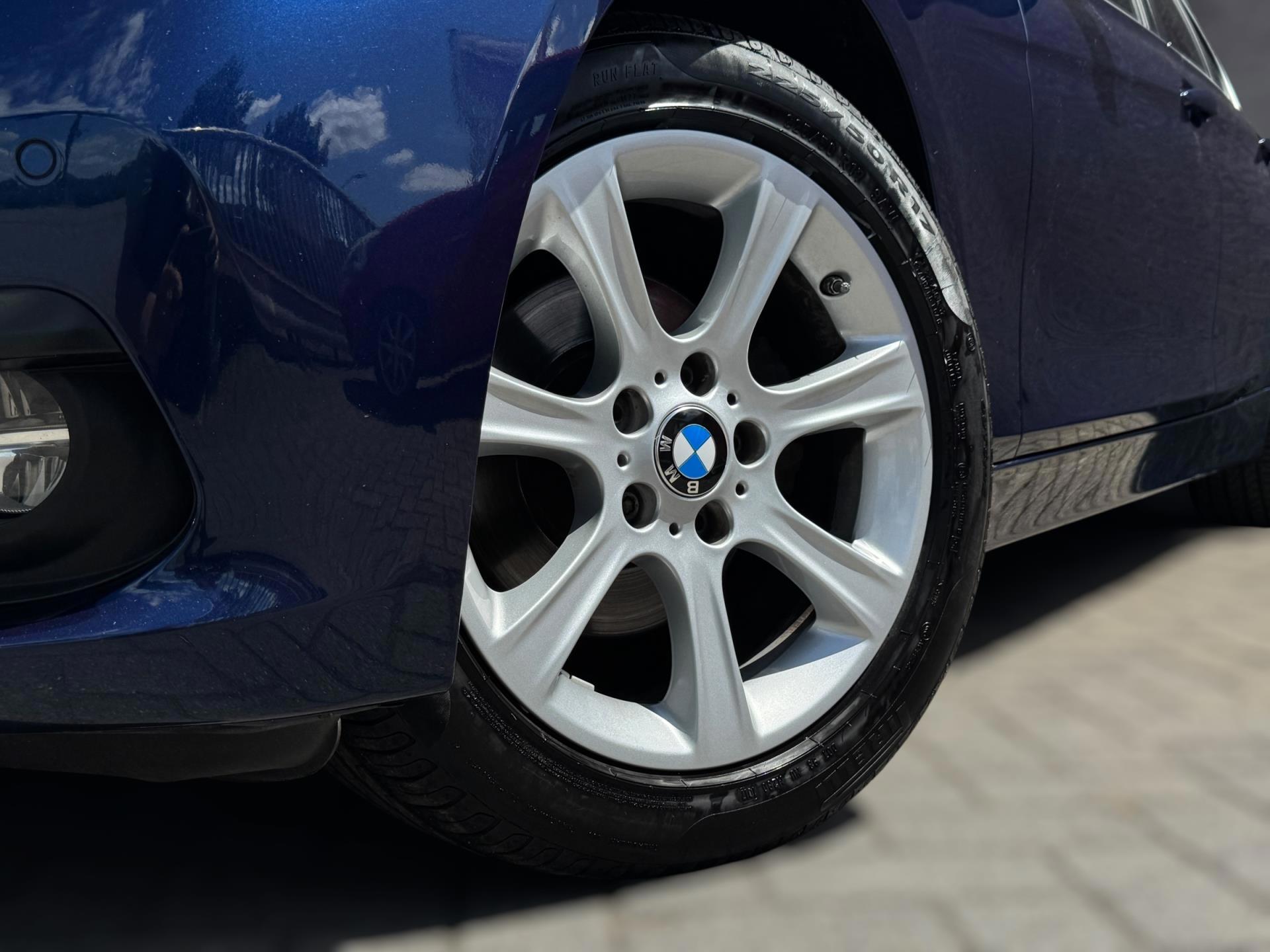 BMW 3-Serie 320i High Executive 184 PK (2017), foto 3
