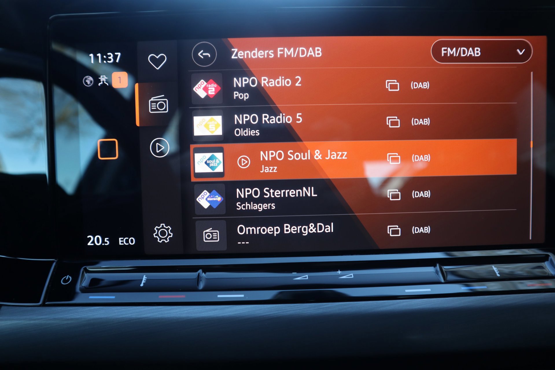 Volkswagen GOLF 1.4 eHybrid (2023), foto 12