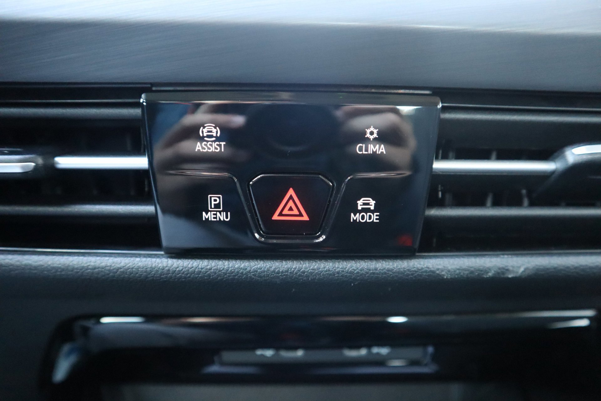 Volkswagen GOLF 1.4 eHybrid (2023), foto 17