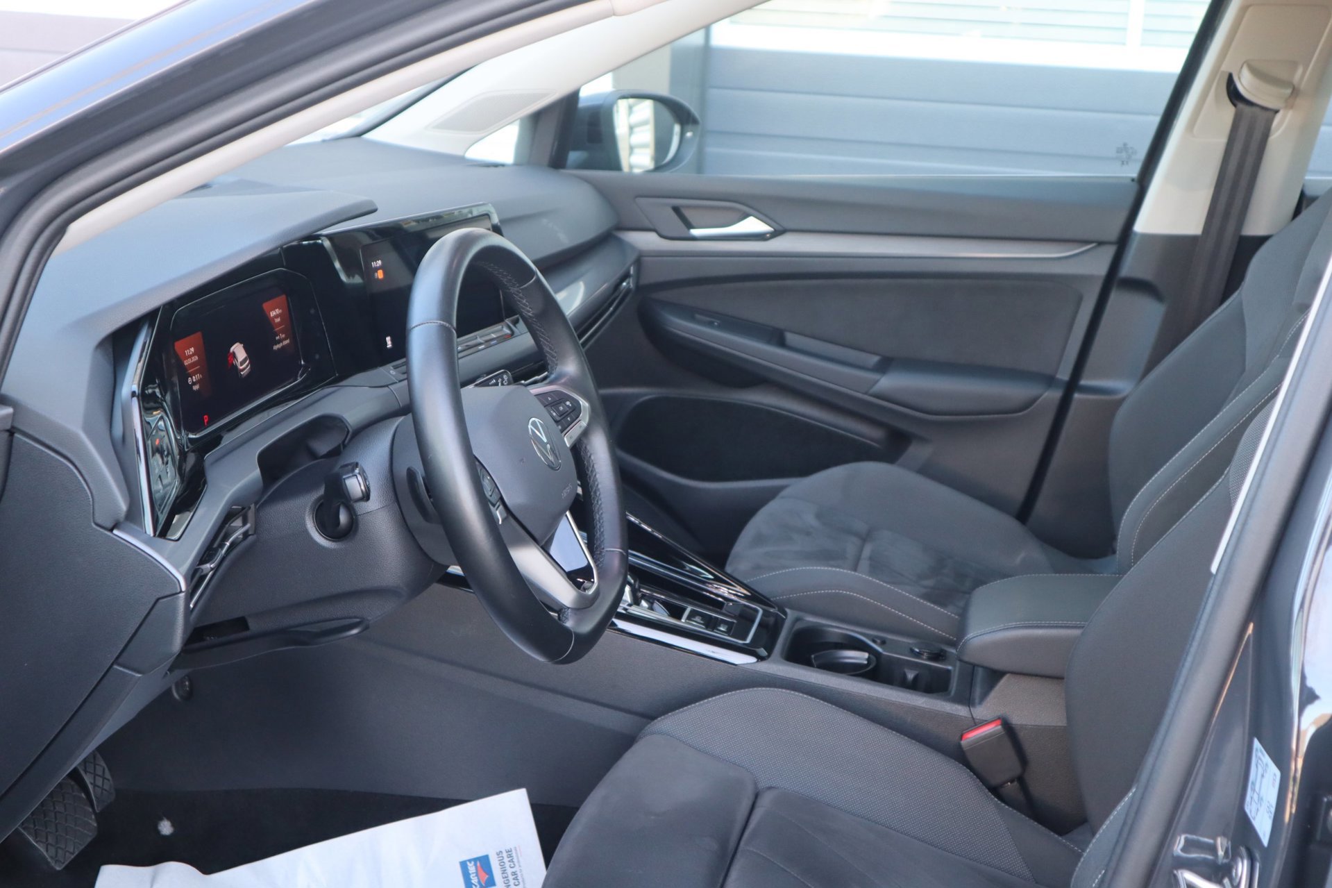 Volkswagen GOLF 1.4 eHybrid (2023), foto 7