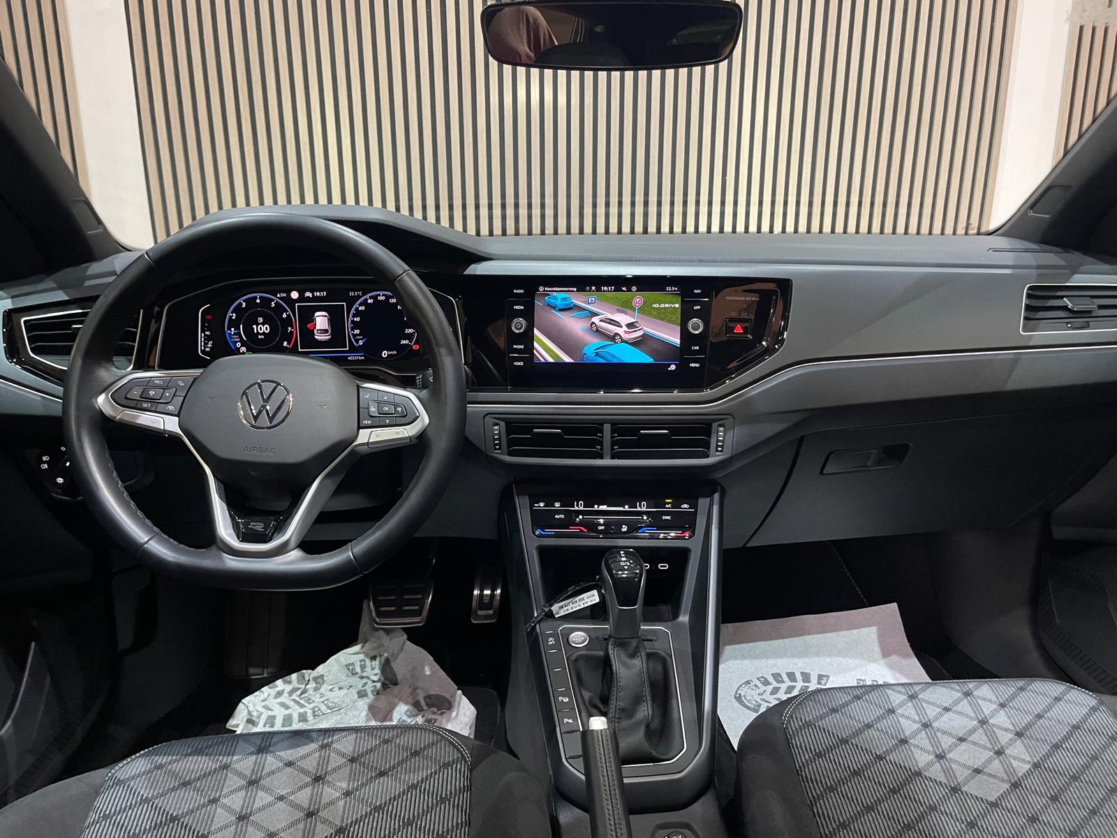 Volkswagen Taigo 1.5 TSI R-Line Business (2022), foto 18