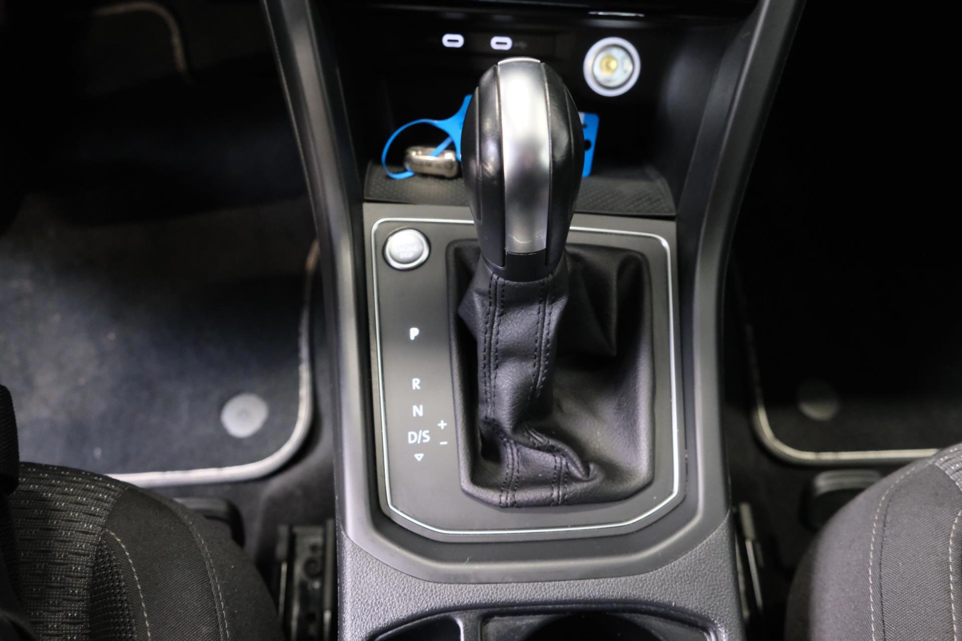 Volkswagen Touran 2.0 TDI 150 PK DSG > Grijskenteken < - Airco, Cruise, Navi, PDC. (2021), foto 17