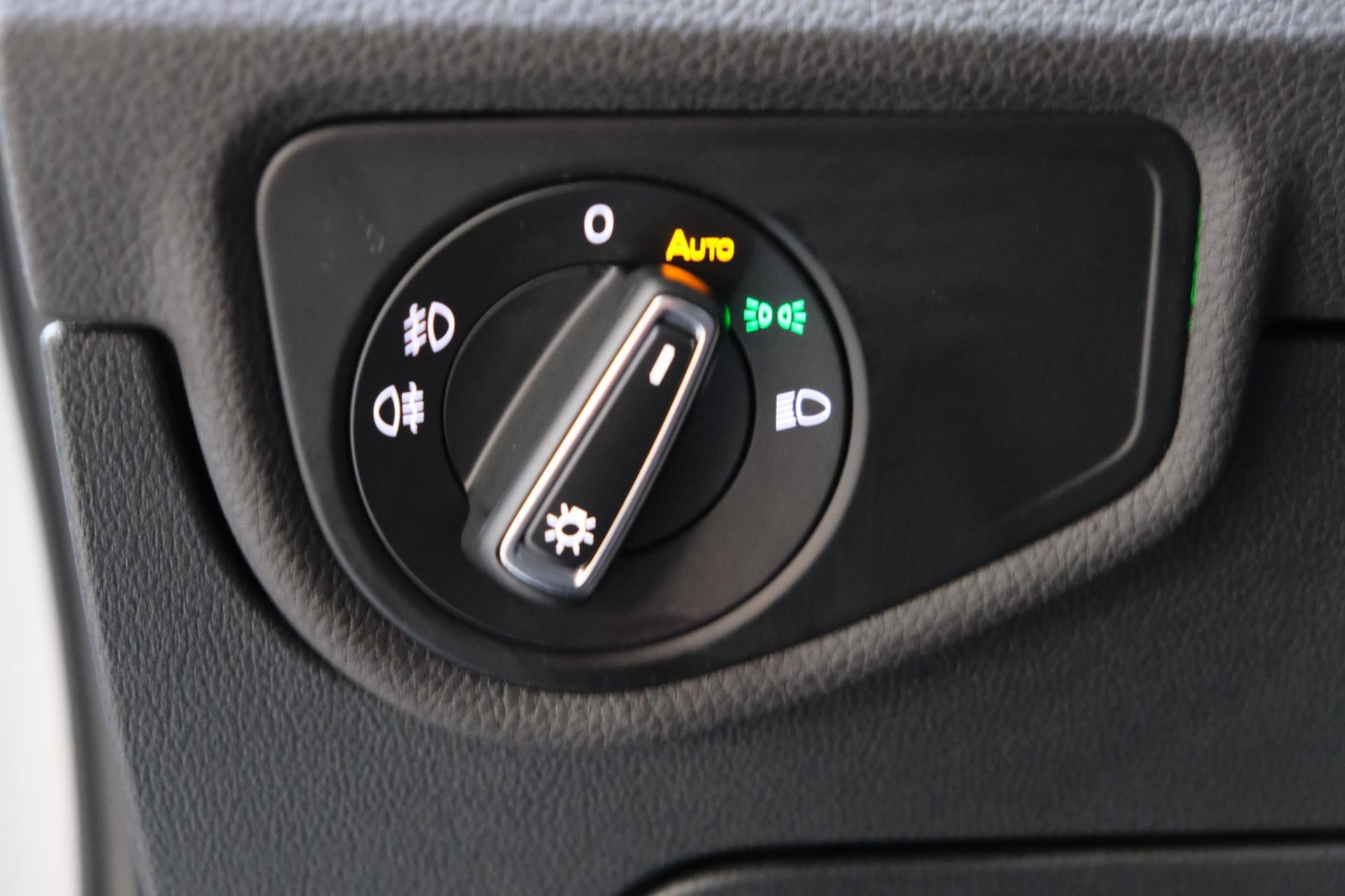 Volkswagen Touran 2.0 TDI 150 PK DSG > Grijskenteken < - Airco, Cruise, Navi, PDC. (2021), foto 21