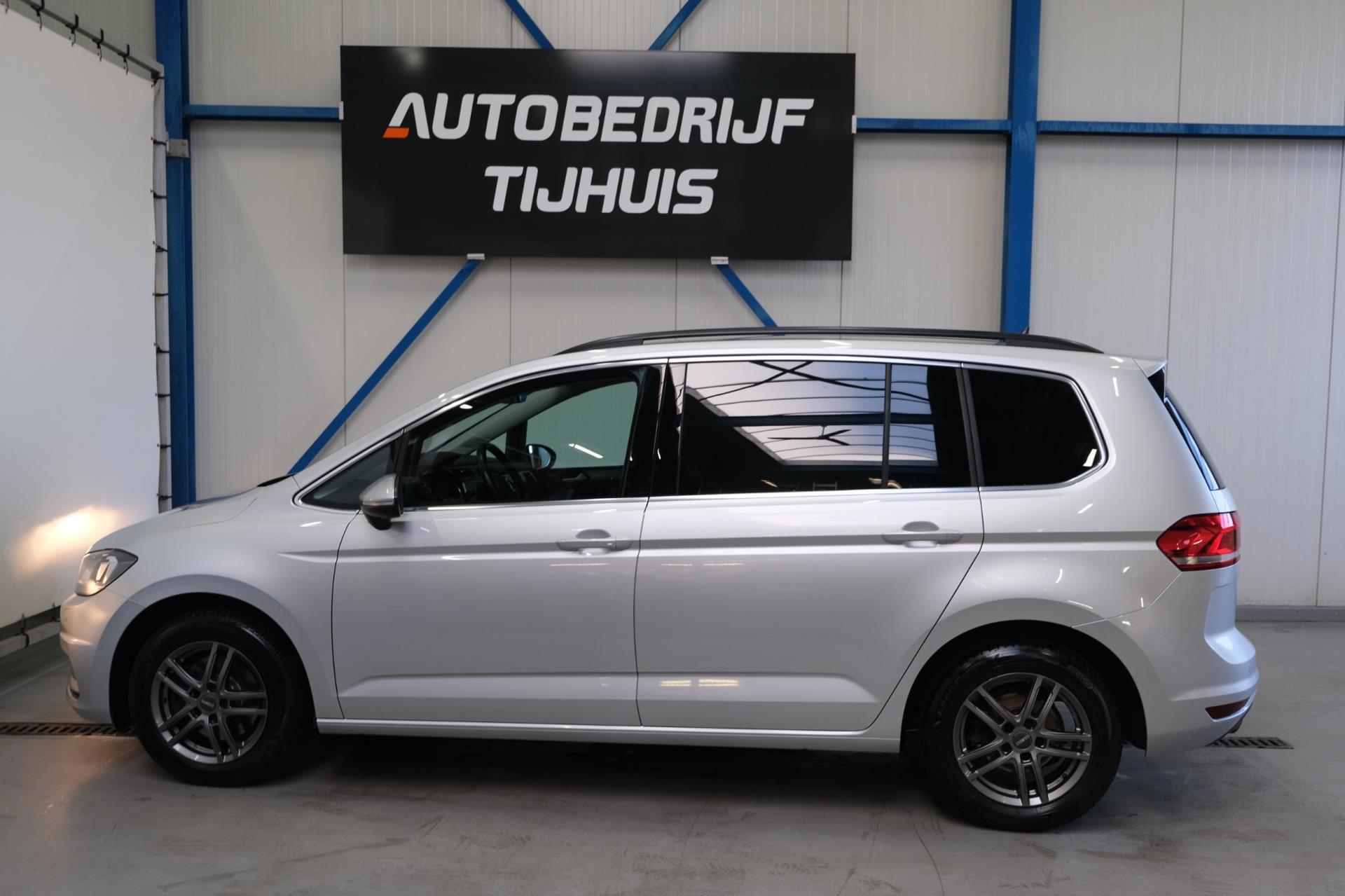 Volkswagen Touran 2.0 TDI 150 PK DSG > Grijskenteken < - Airco, Cruise, Navi, PDC. (2021), foto 5