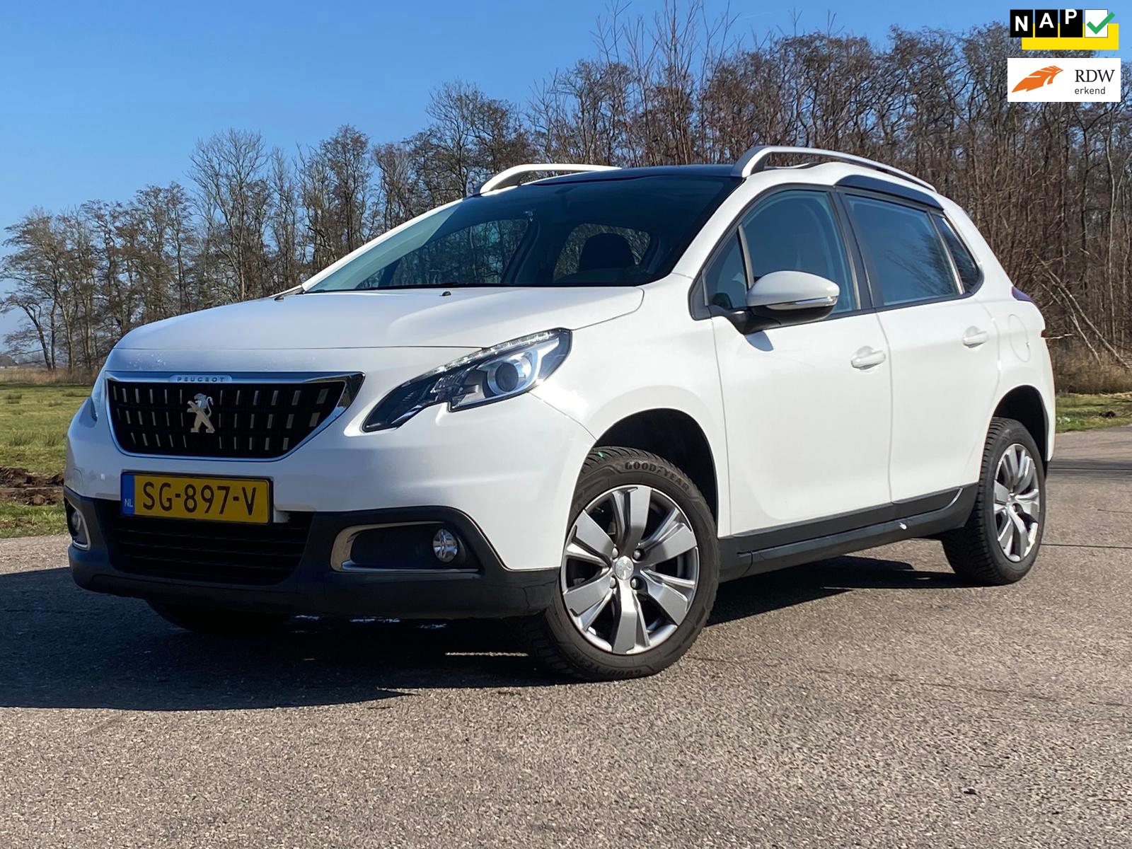 Peugeot 2008 1.2 PureTech Blue Lion (2018), foto 1