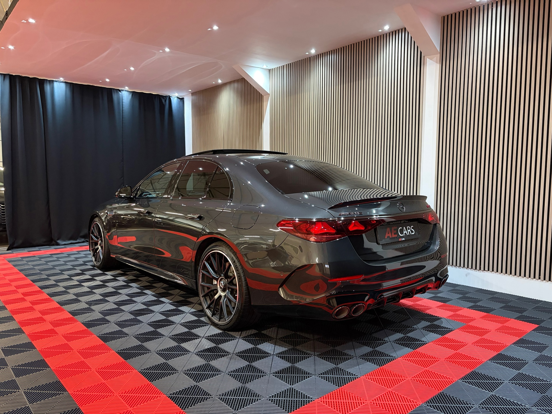 Mercedes-Benz E-klasse AMG 53 4MATIC (2025), foto 15