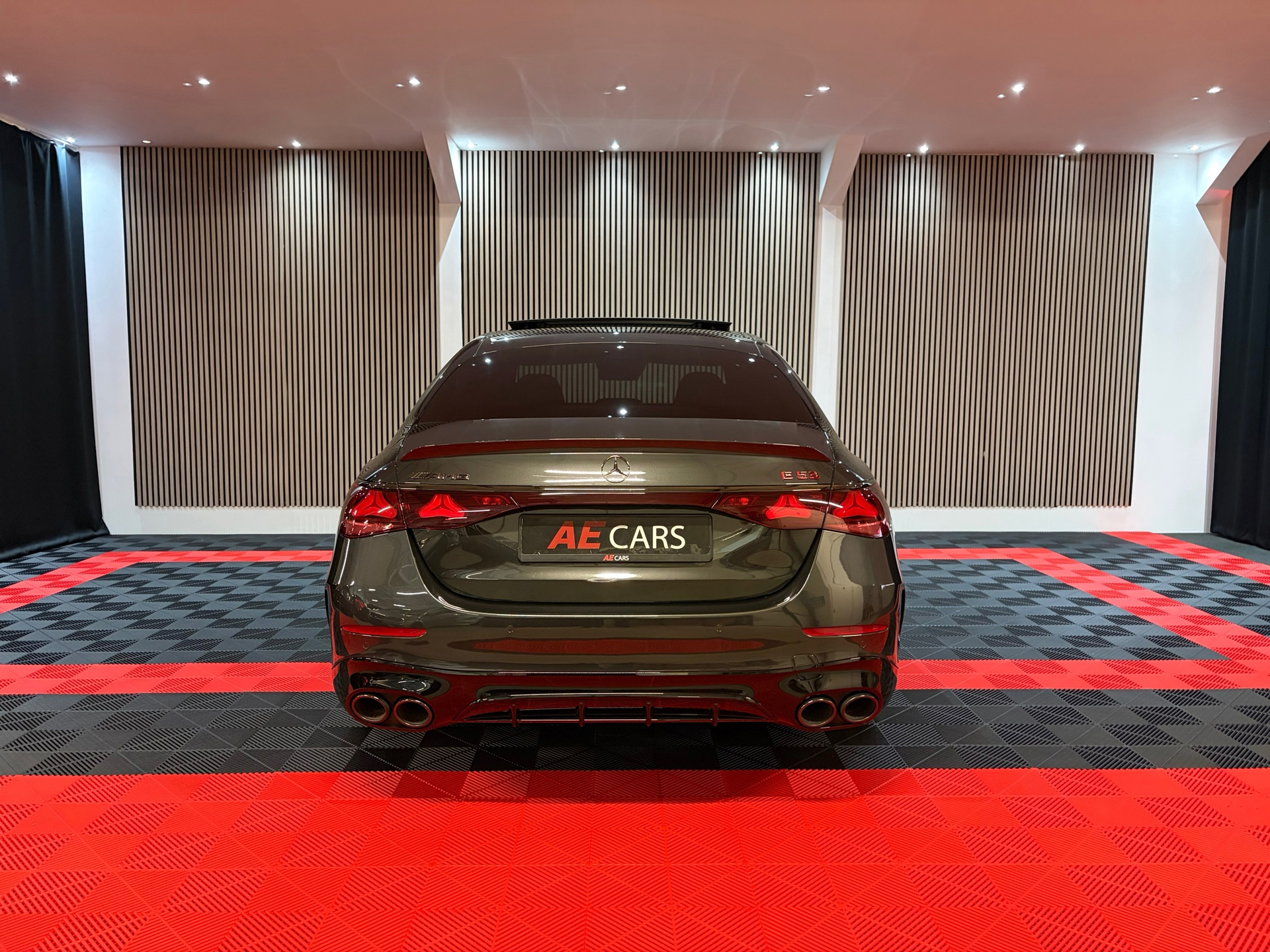 Mercedes-Benz E-klasse AMG 53 4MATIC (2025), foto 16
