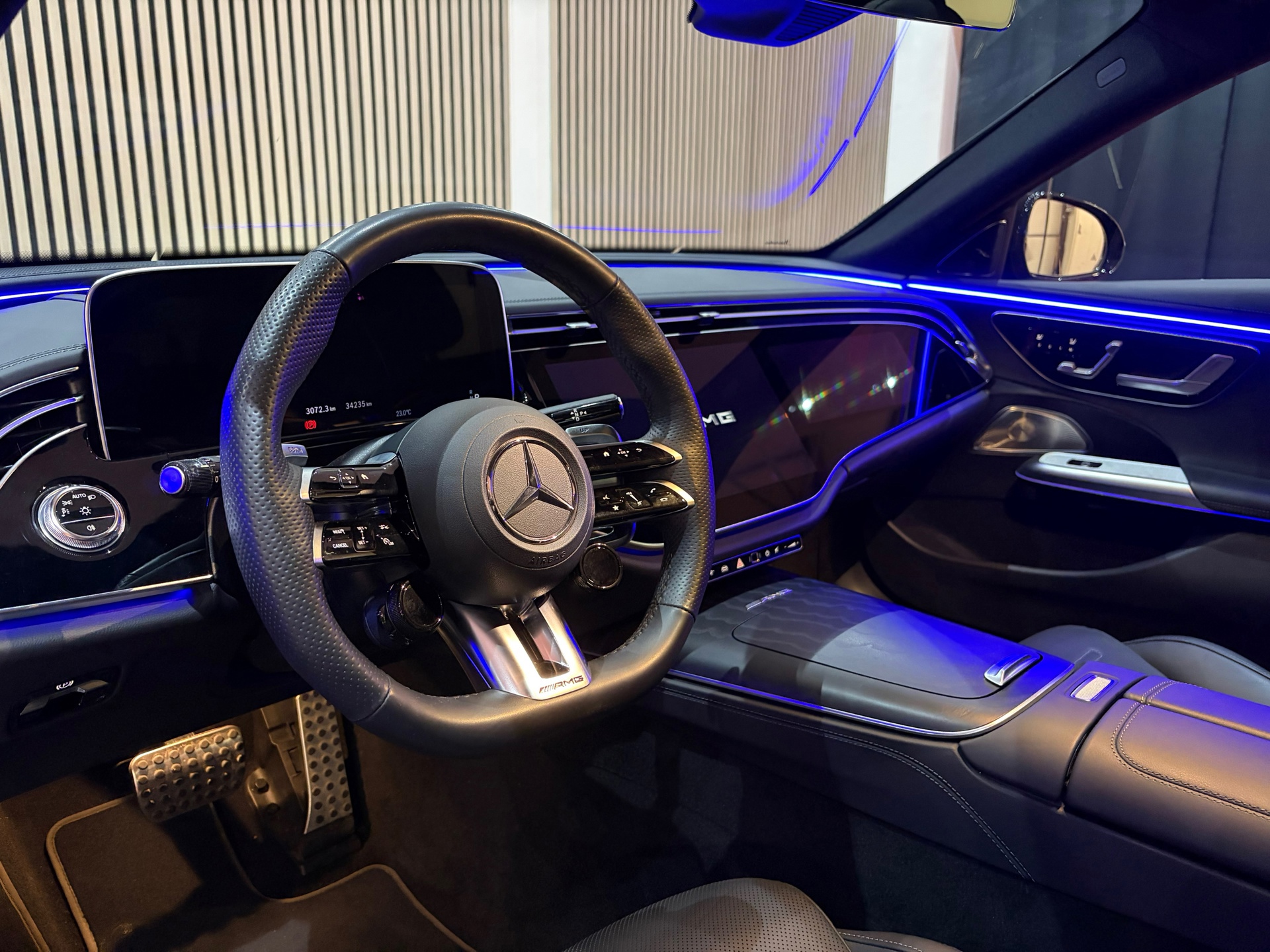 Mercedes-Benz E-klasse AMG 53 4MATIC (2025), foto 19