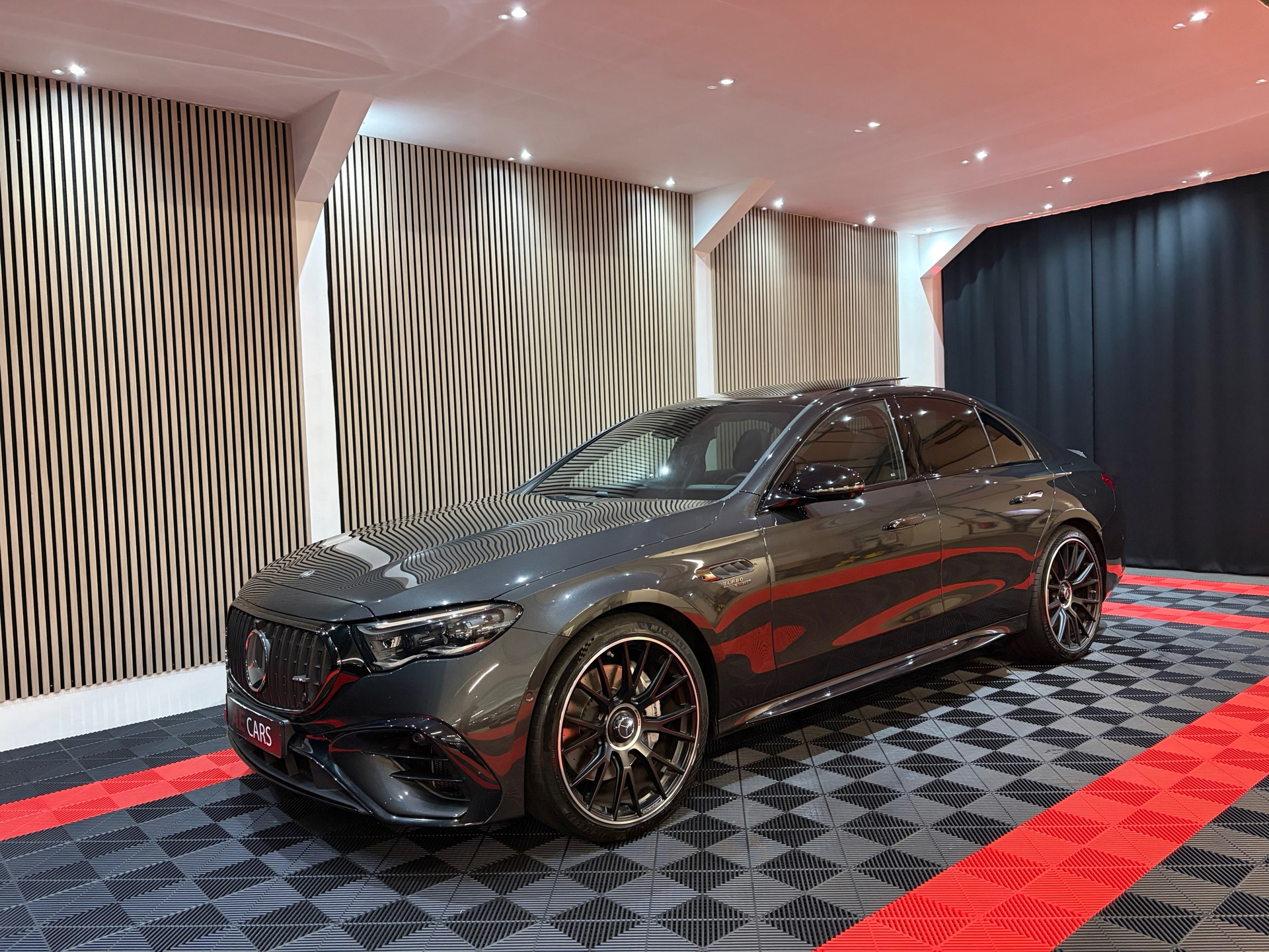 Mercedes-Benz E-klasse AMG 53 4MATIC (2025), foto 9