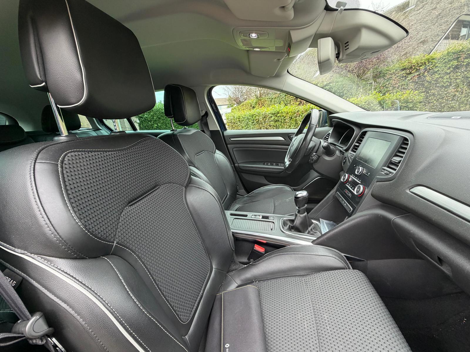 Renault Mégane Estate 1.2 TCe Bose-NL auto-Head Up-Camera (2018), foto 27
