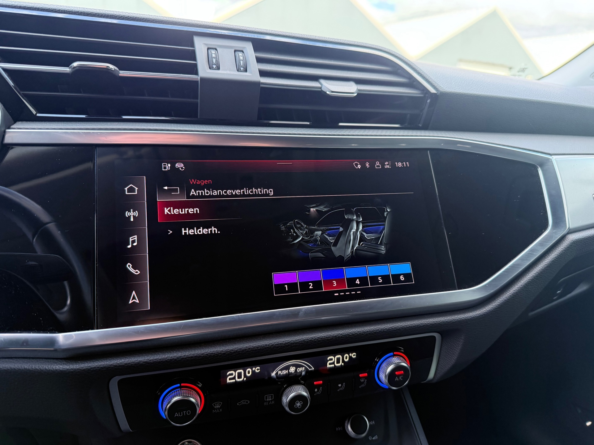 Audi Q3 Sportback 45 TFSI e S-Line (2022), foto 19