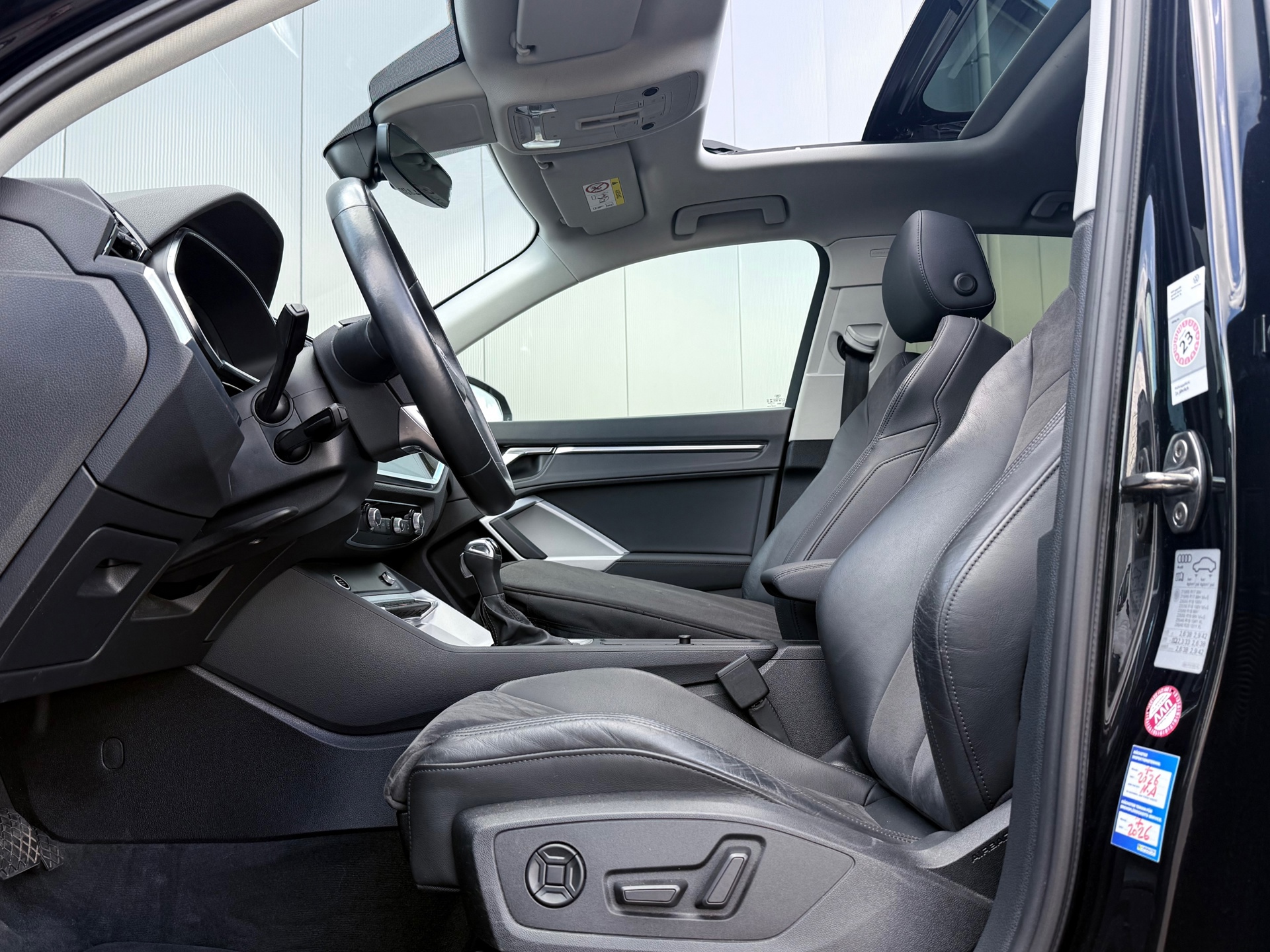 Audi Q3 Sportback 45 TFSI e S-Line (2022), foto 10